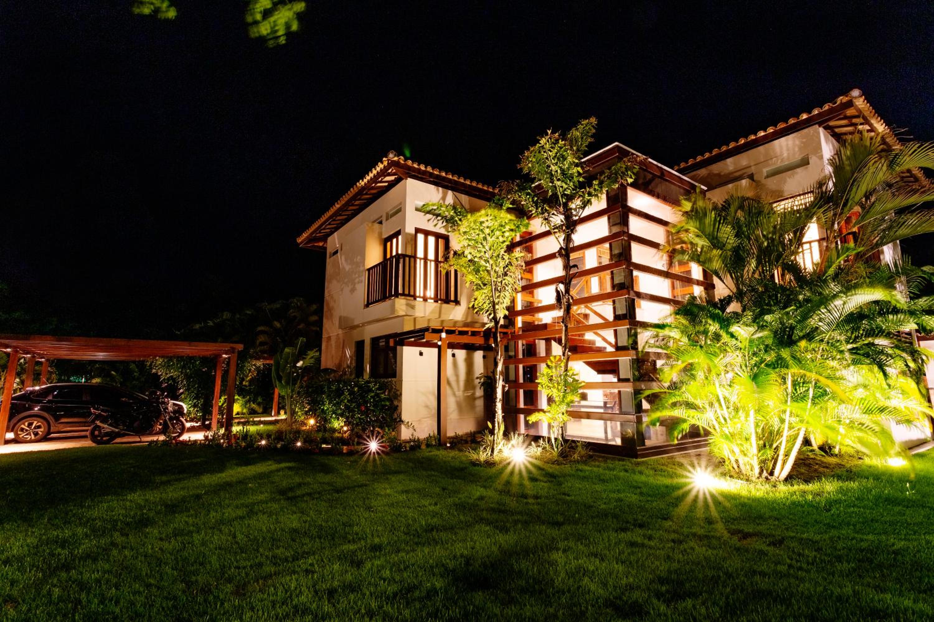 Stunning house with 6 suites in Sauípe