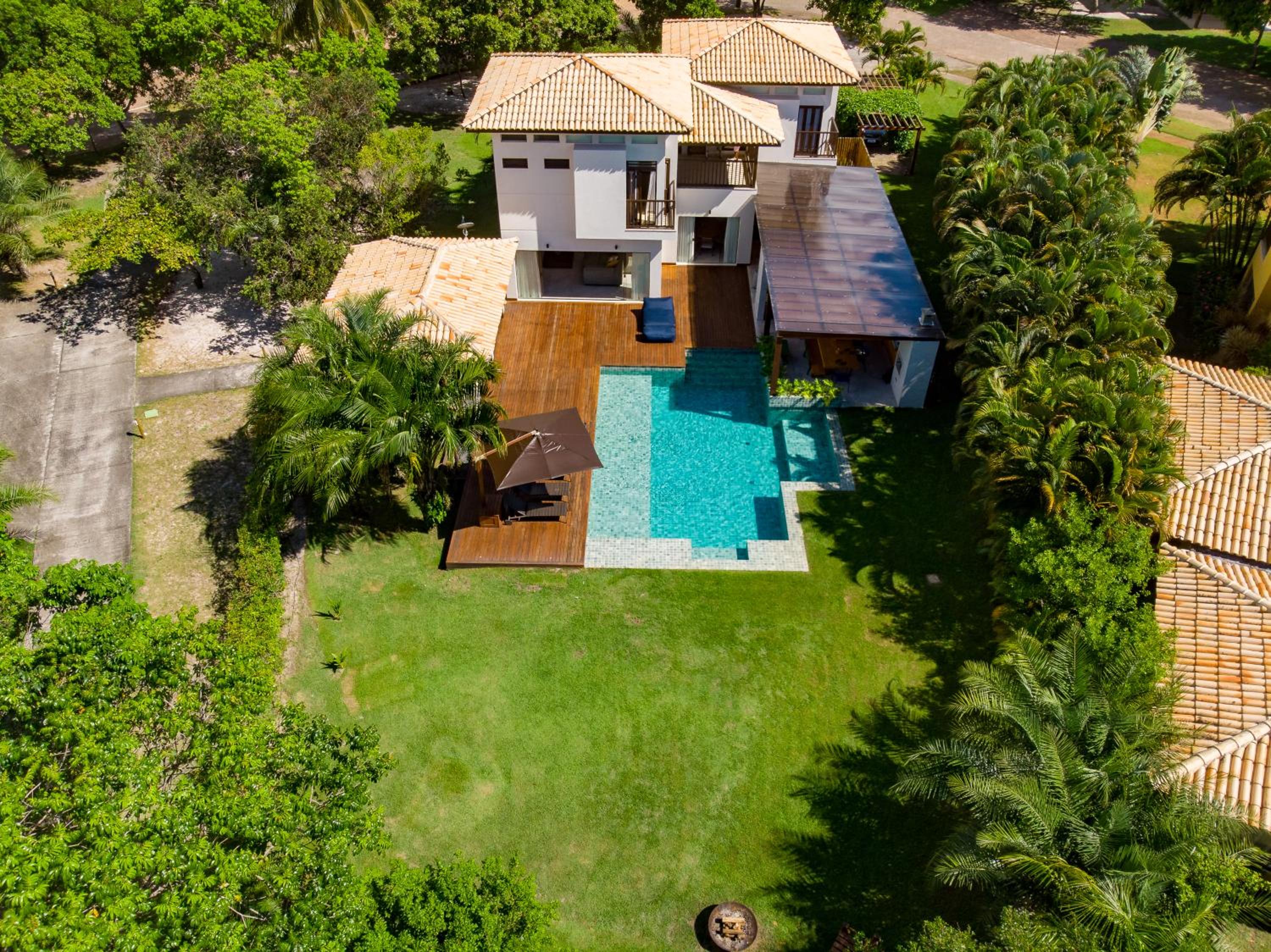 Stunning house with 6 suites in Sauípe