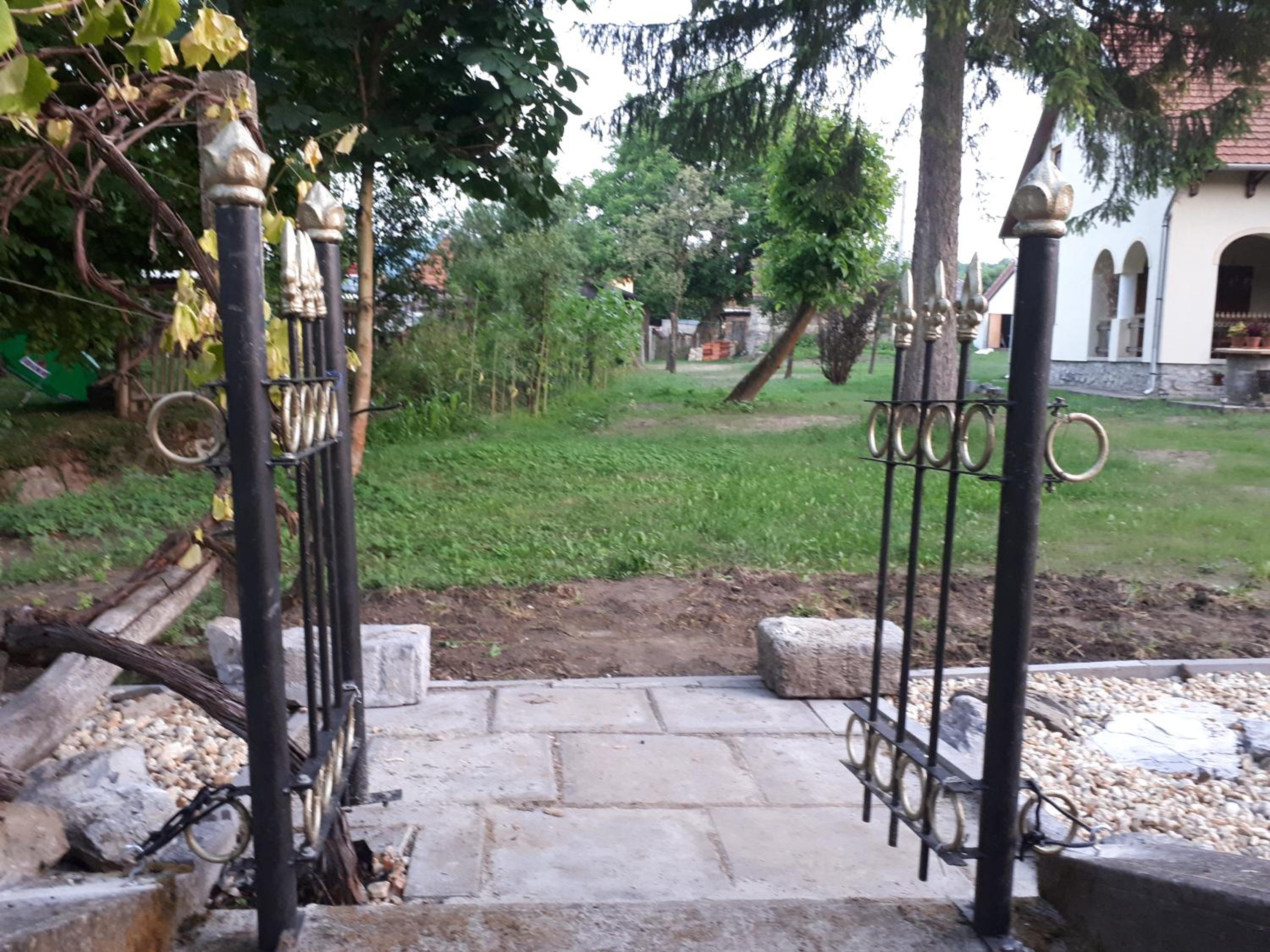 Photo 27