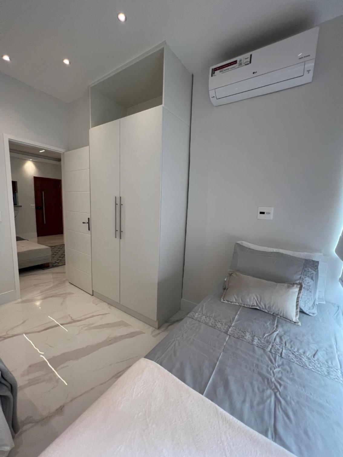 Wonderful 2 bedroom apartment in Copacabana, close to the beach