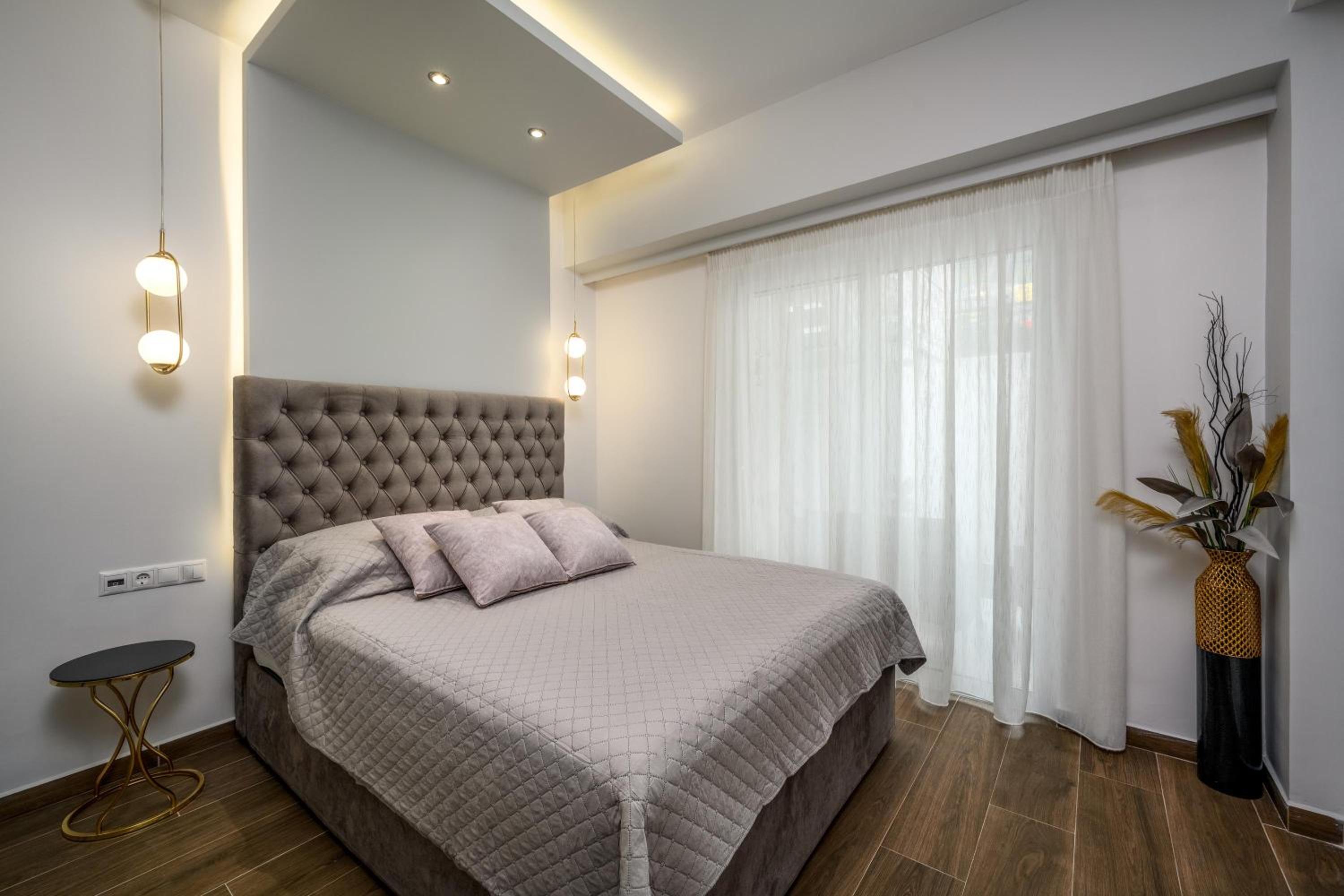 Lux City Apartment photo 2