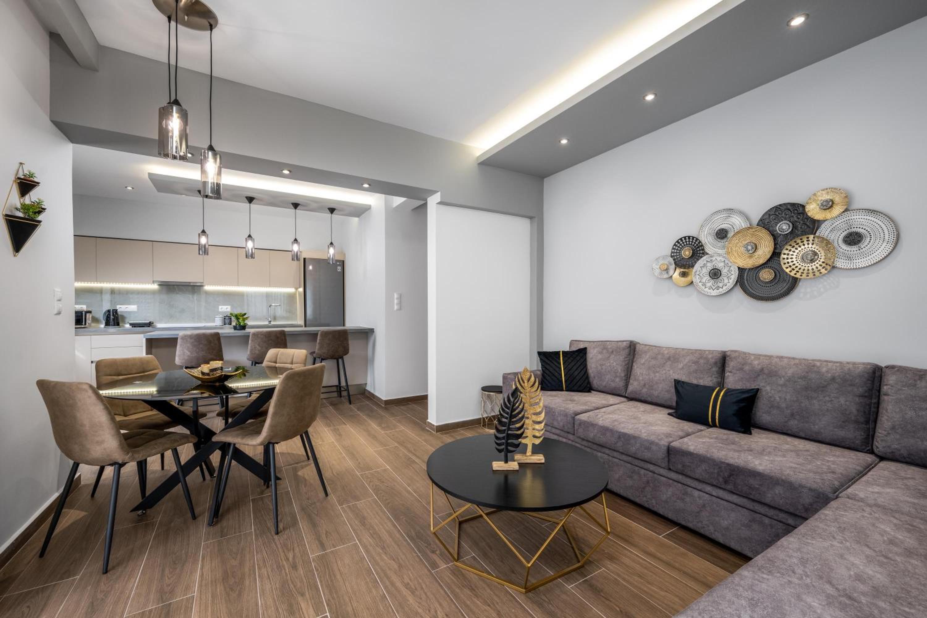 Lux City Apartment photo 4