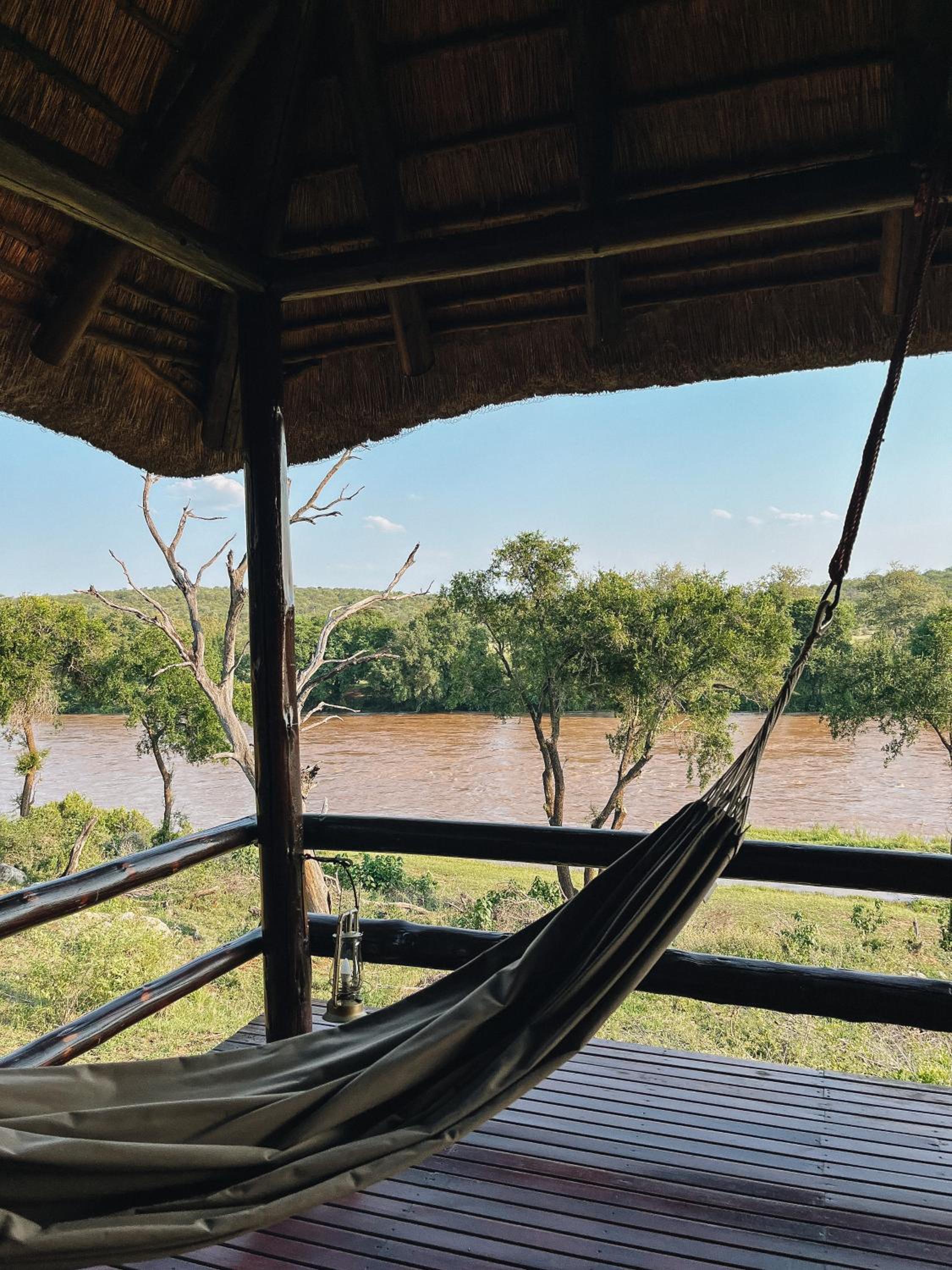 Nyati Safari Lodge