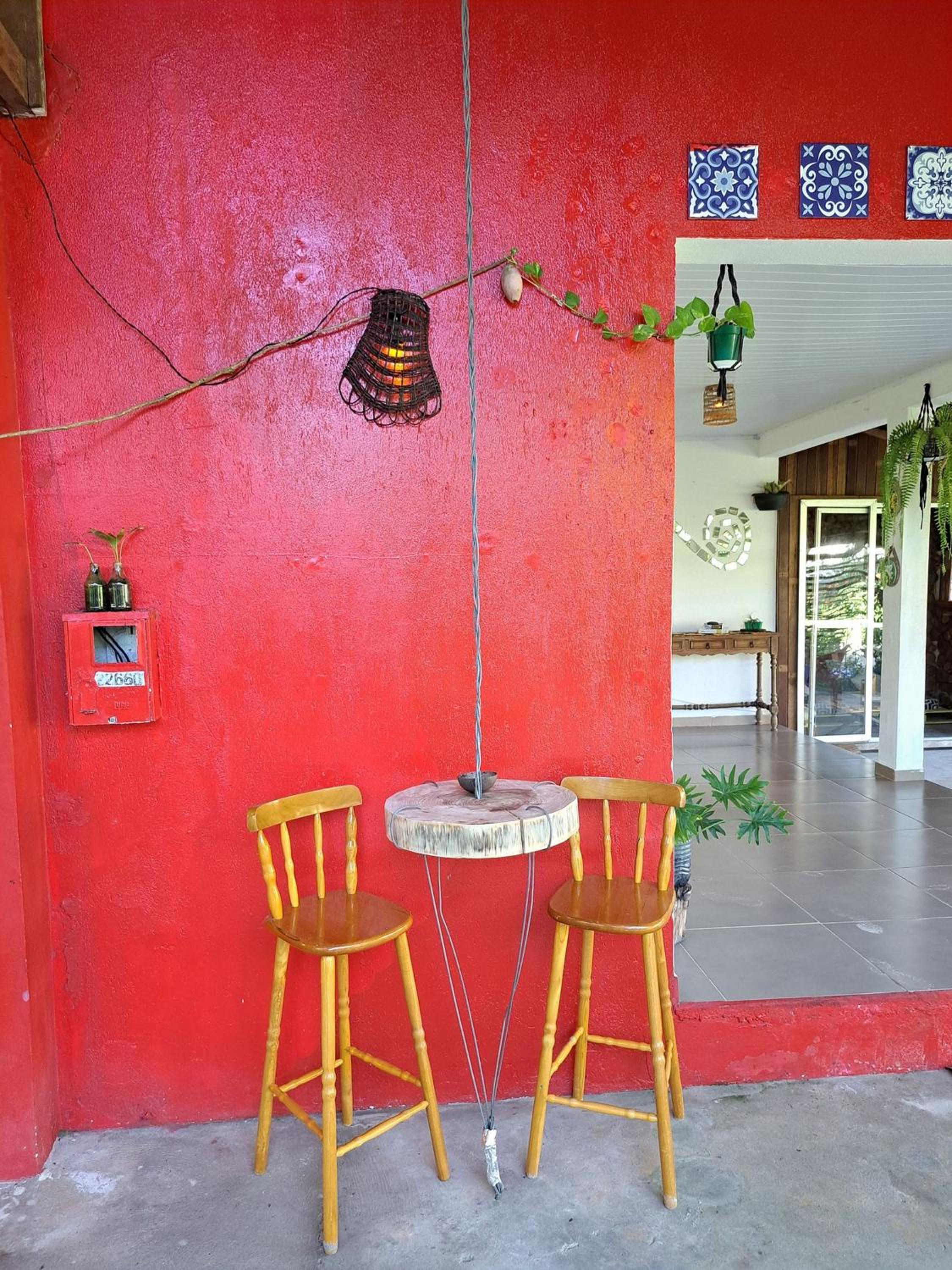 Casa Estilosa e Rústica com Vista para o Pôr do Sol da Ilha do Mel!