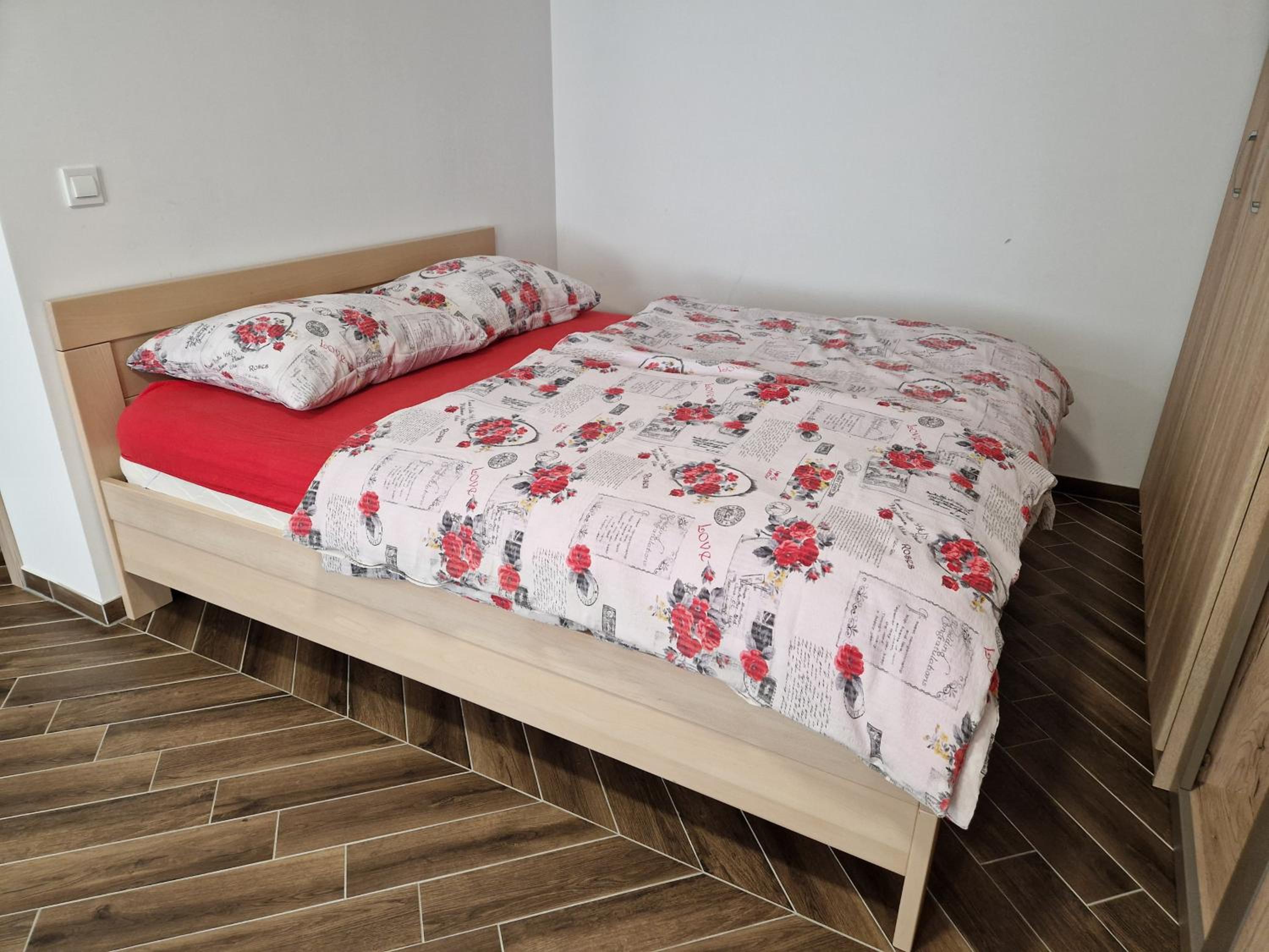 Photo 46