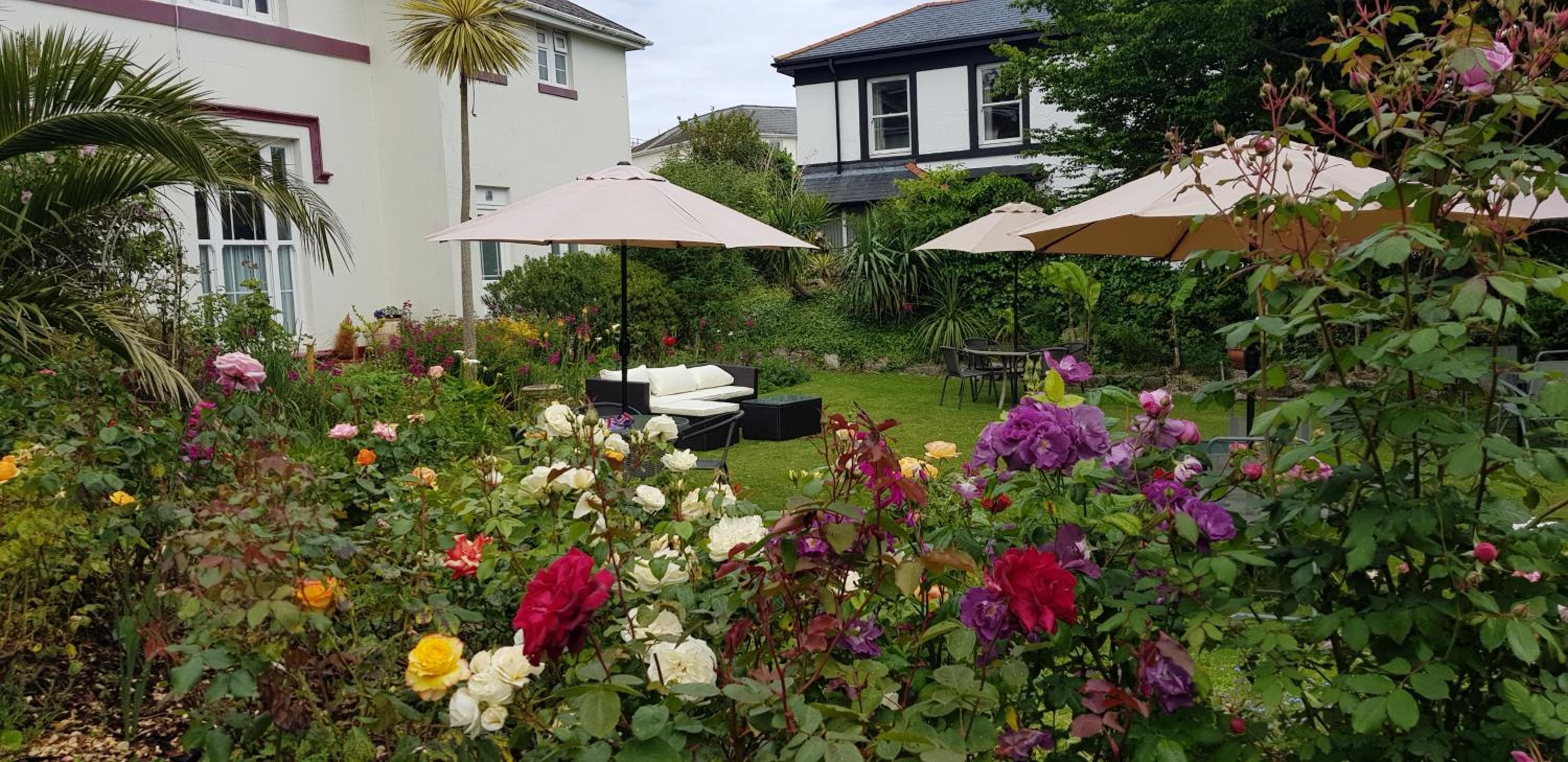 Rose Court Holiday Apartments