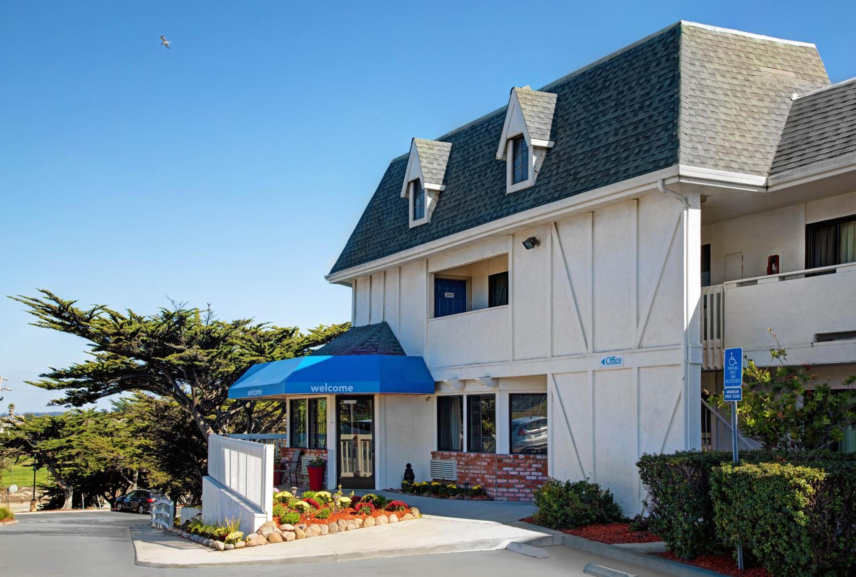 Marina Vacations - Motel 6-Marina, CA - Monterey - Property Image 1