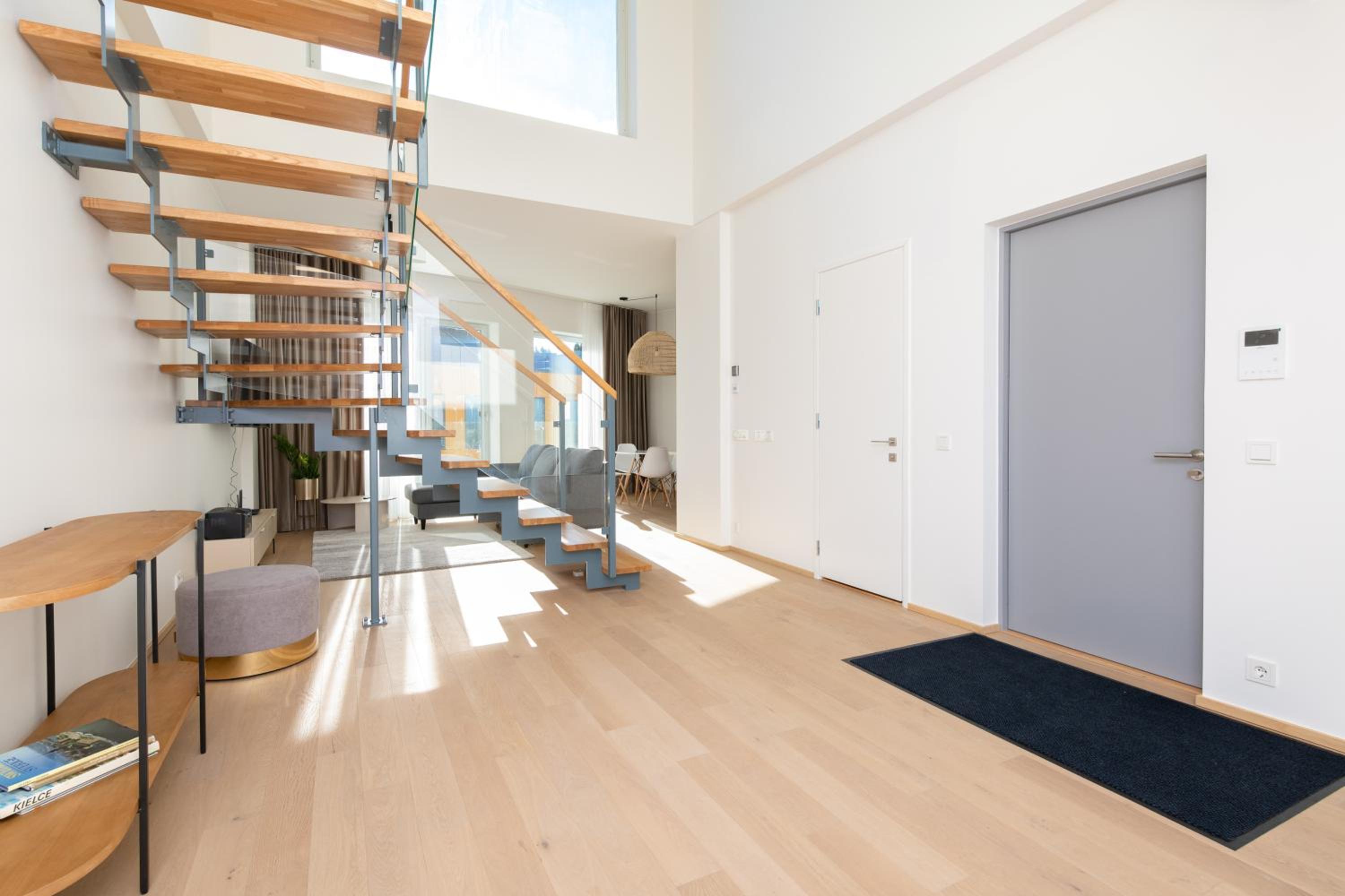 4bdr Modern and Stylish Apartment near Kadriorg with Free Parking