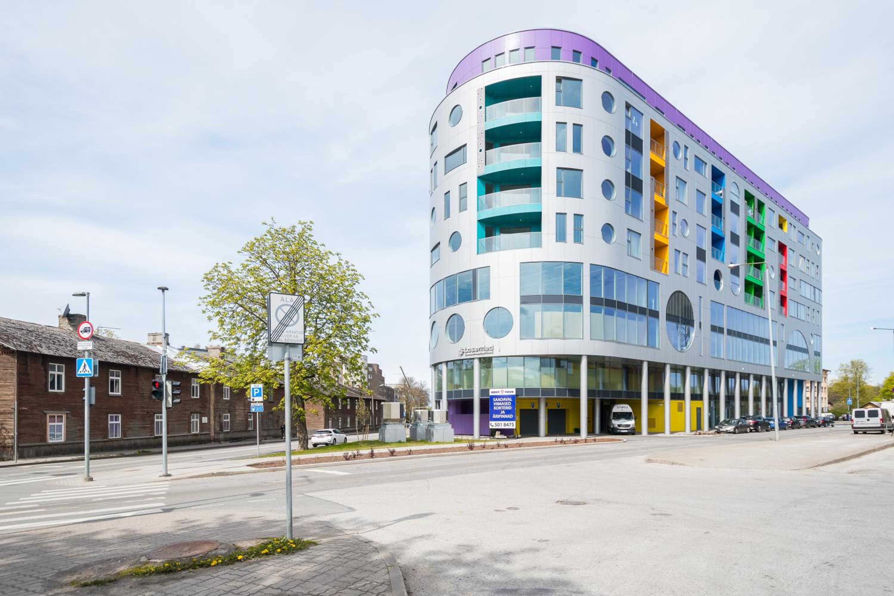 4bdr Modern and Stylish Apartment near Kadriorg with Free Parking