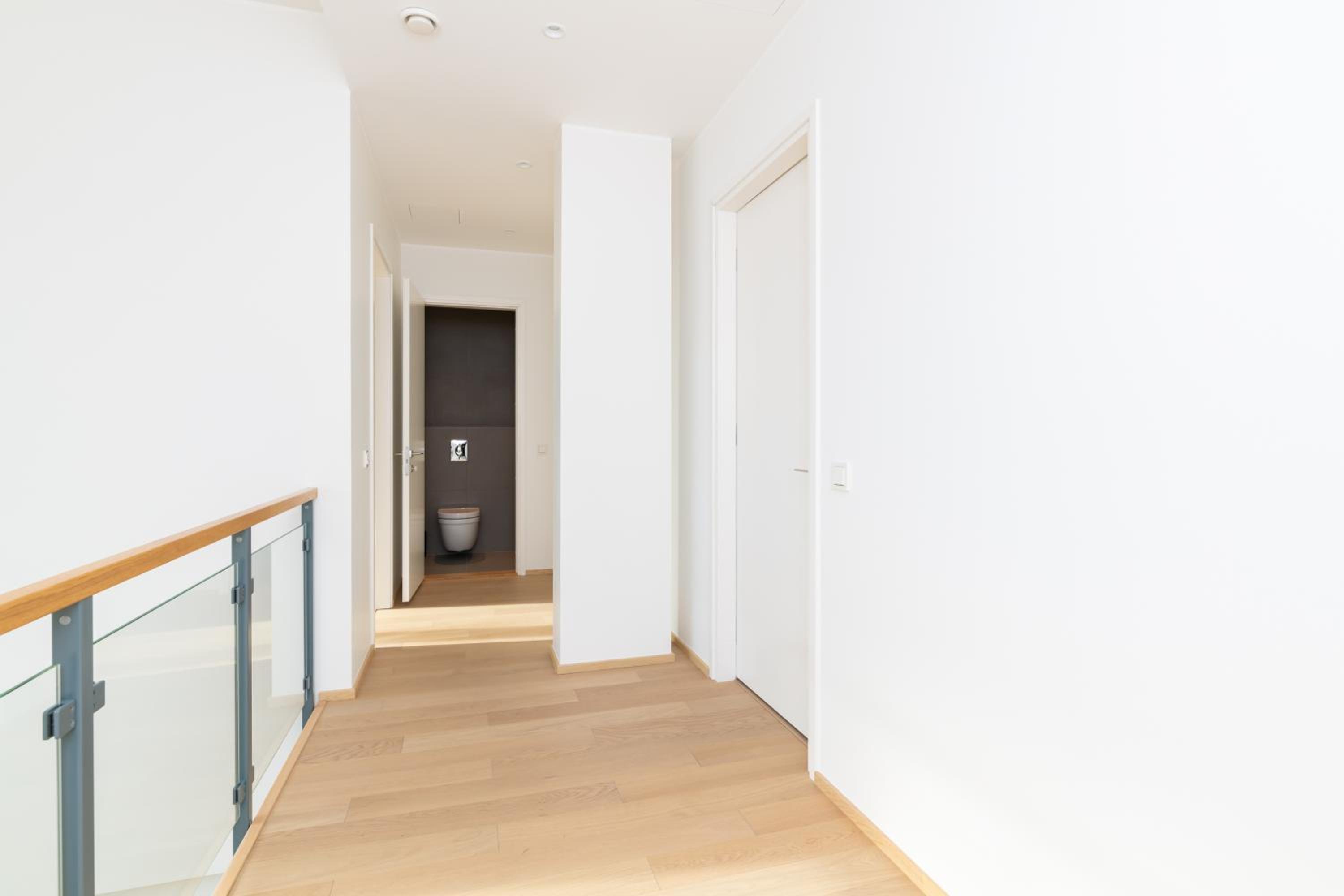 4bdr Modern and Stylish Apartment near Kadriorg with Free Parking