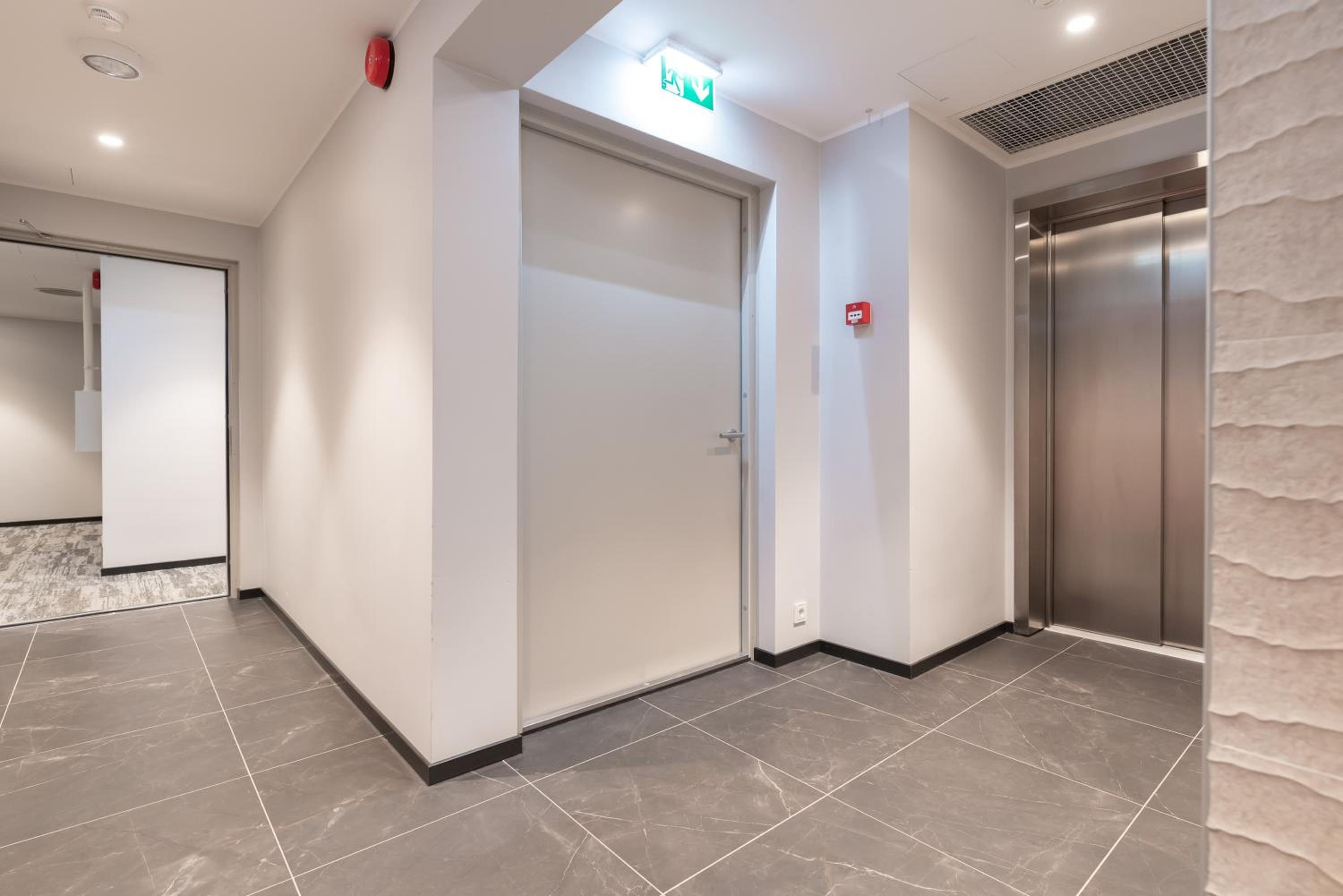 4bdr Modern and Stylish Apartment near Kadriorg with Free Parking