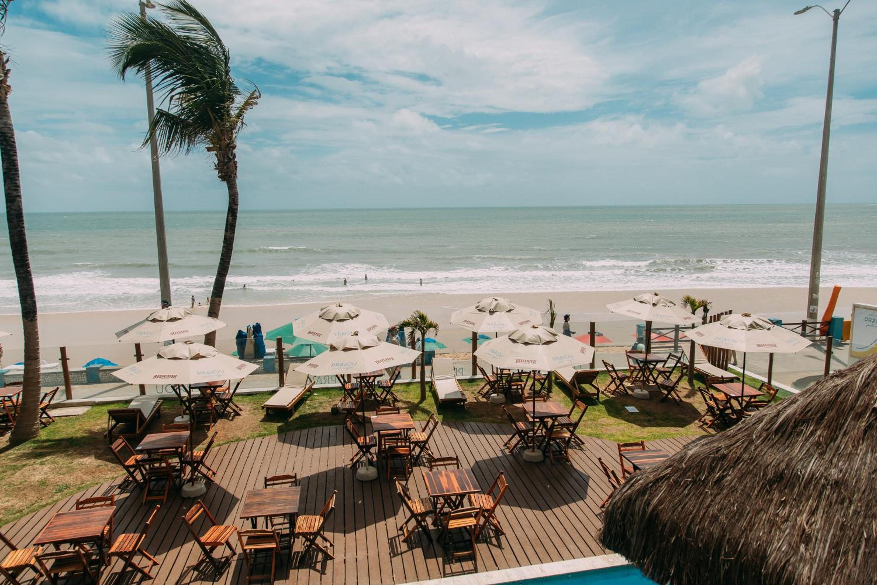 Apartamentos Pé na Areia
