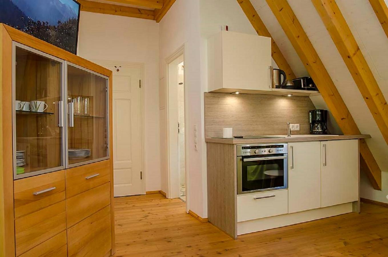 Urlaub beim Winzer - Ferienwohnung IDIG mit Balkon