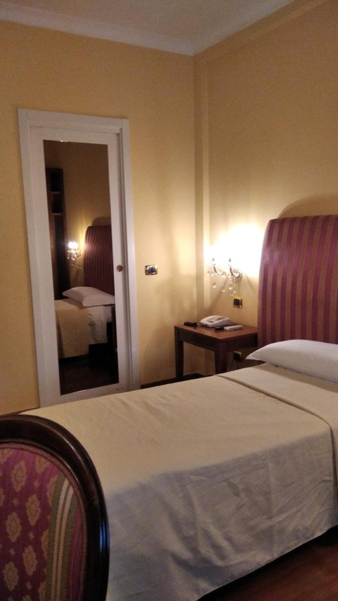 CANELLA HOTEL