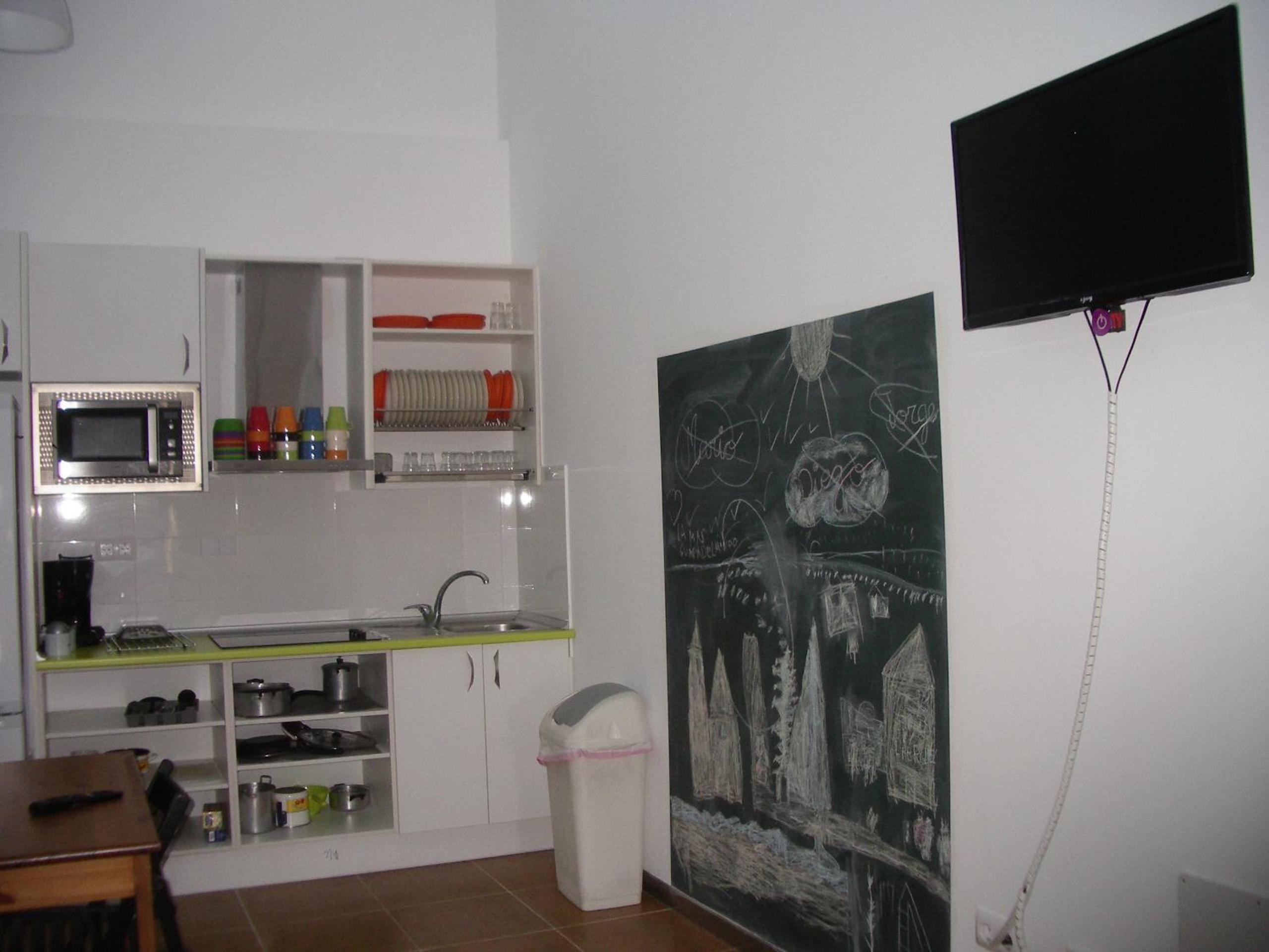 Hostel El Castillo by CABANA Rentals