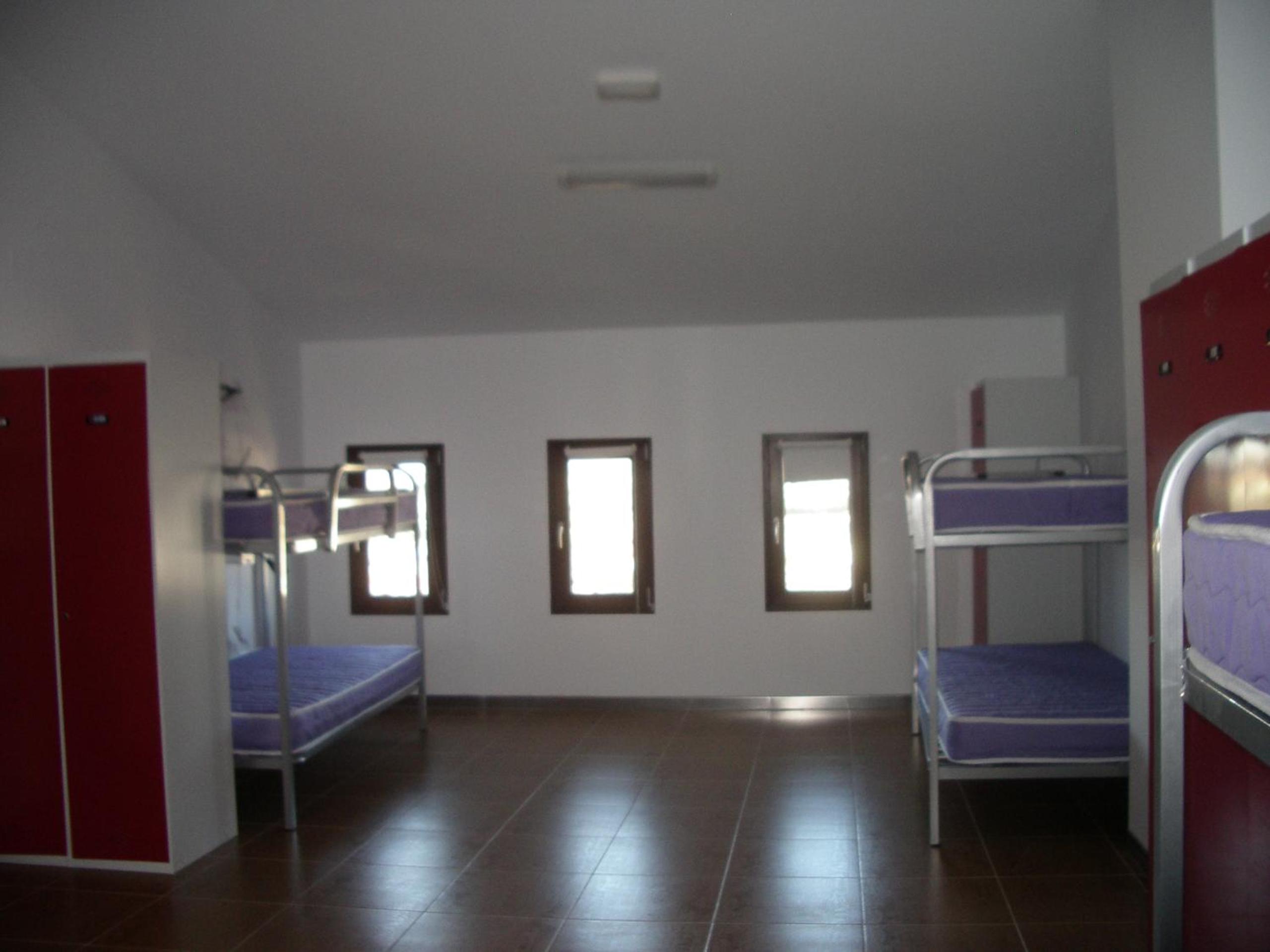 Hostel El Castillo by CABANA Rentals
