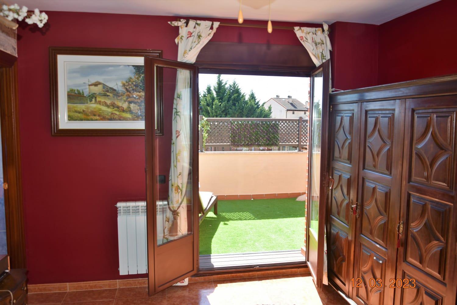 casa rural valderaduey