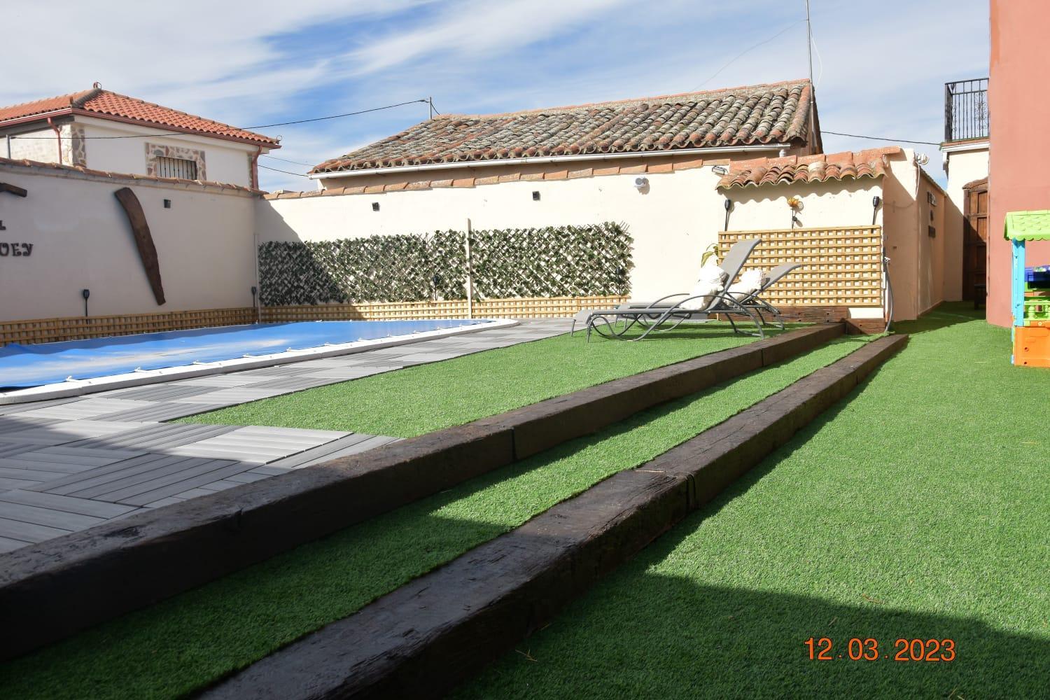 casa rural valderaduey