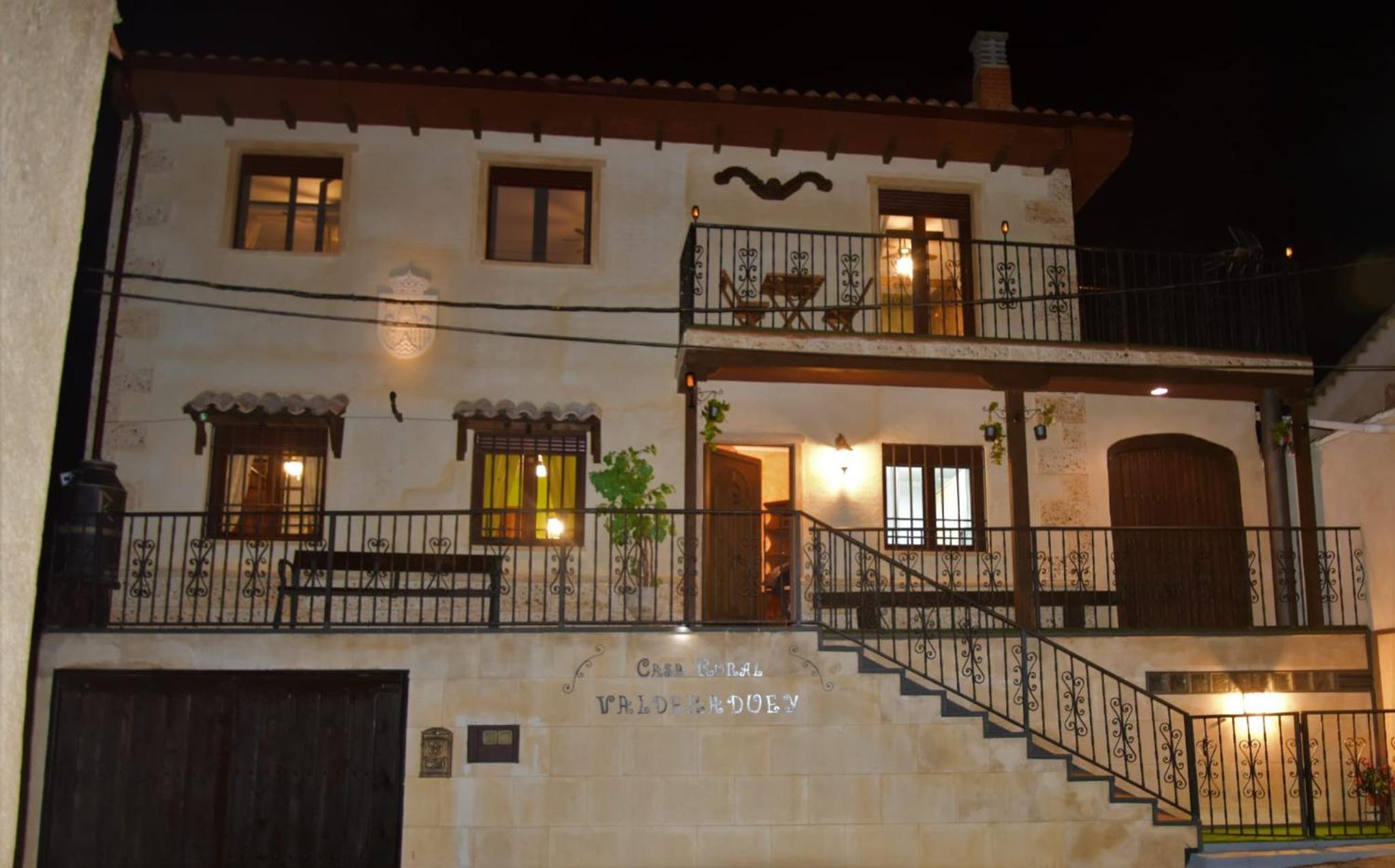 casa rural valderaduey