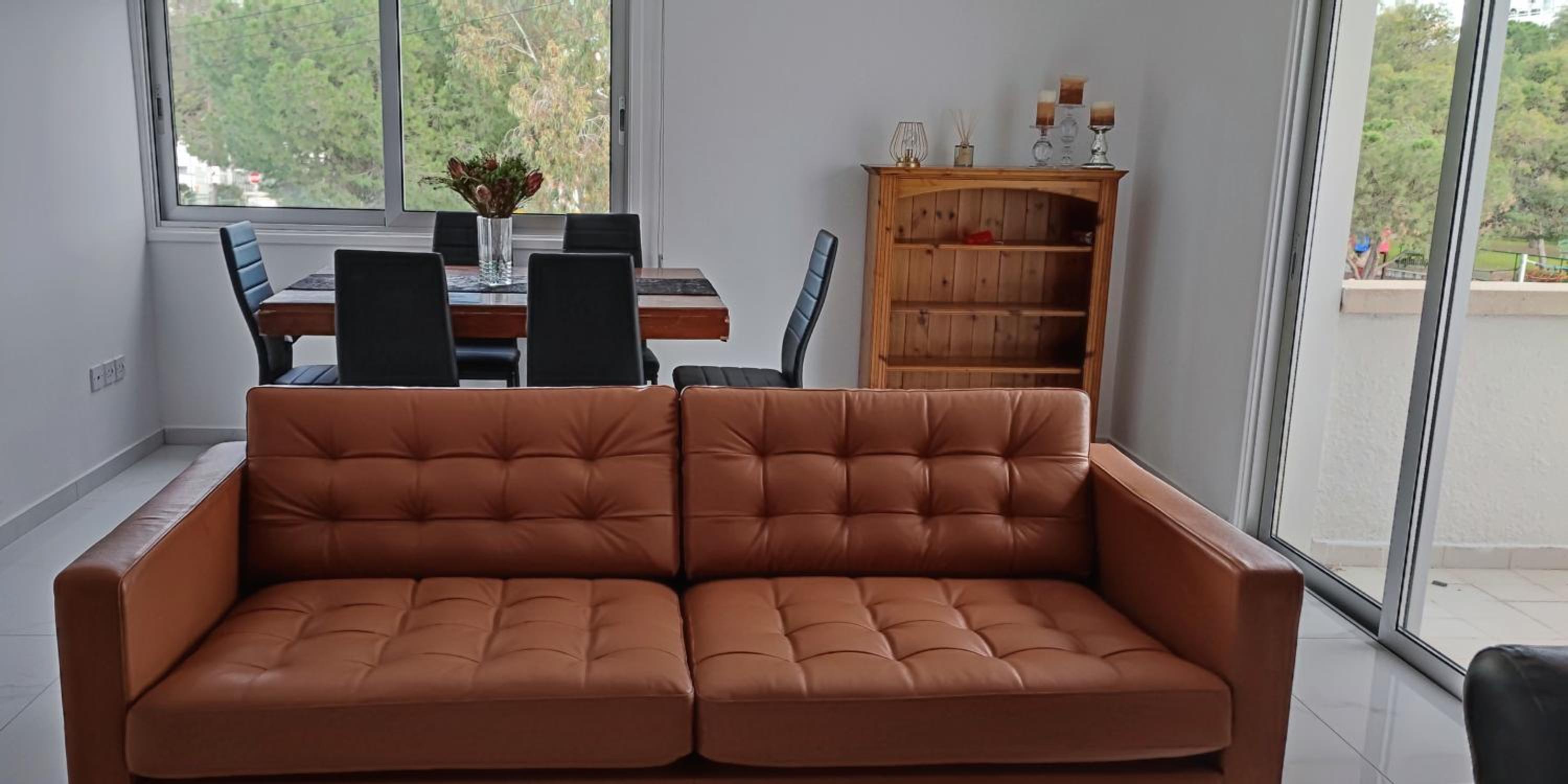 Ellas Modern Duplex City Center