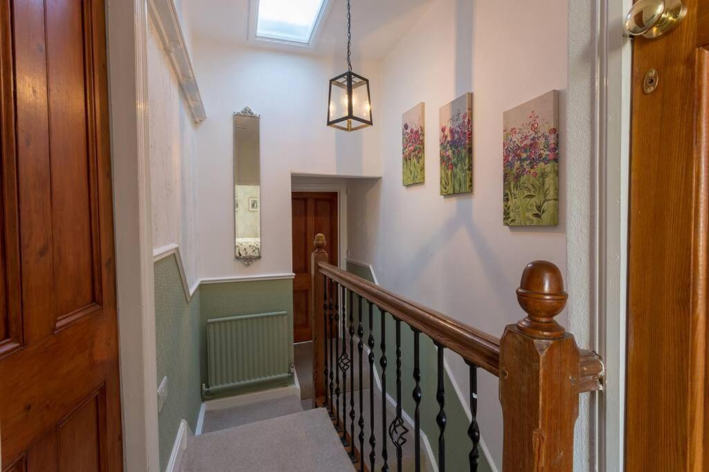 Holly Cottage