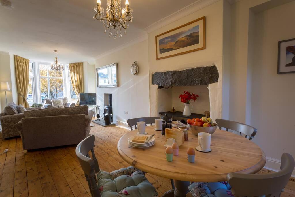 Holly Cottage