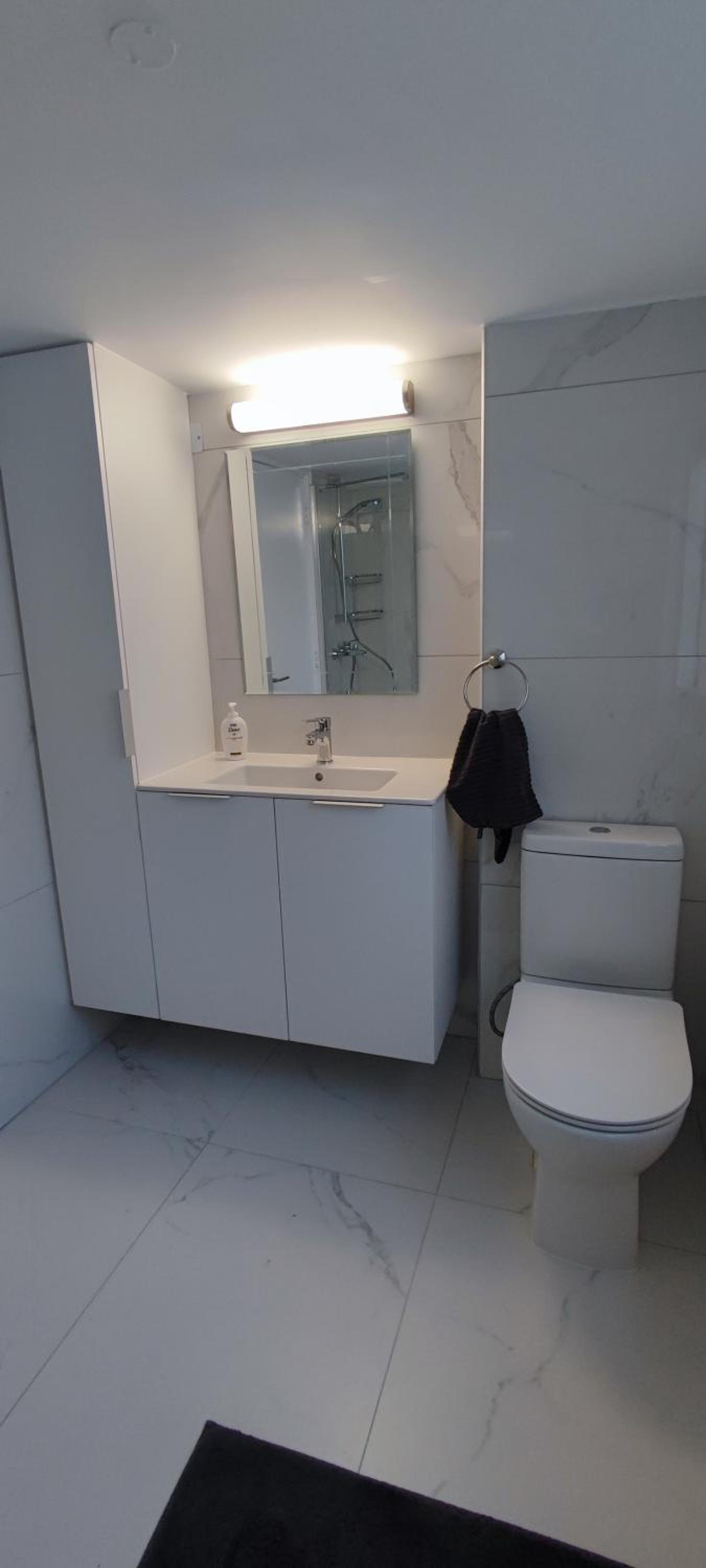 Ellas Modern Duplex City Center