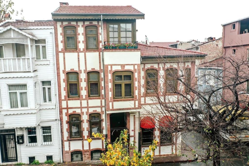 Historical Greco-Ottoman Pavilion near Tram in Fatih