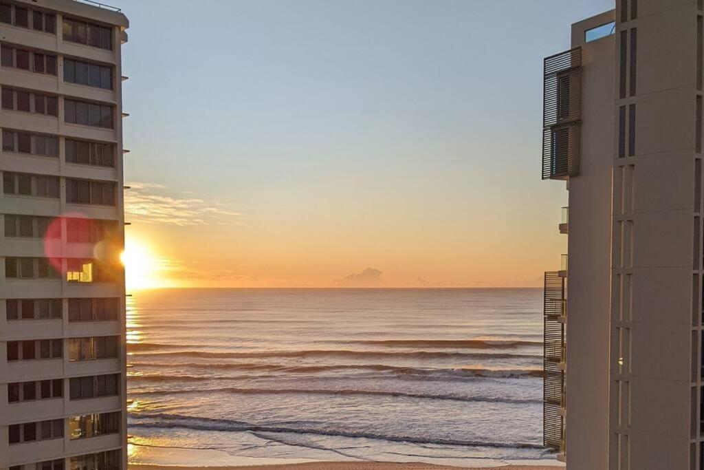 Longbeach Luxe, Surfers Paradise