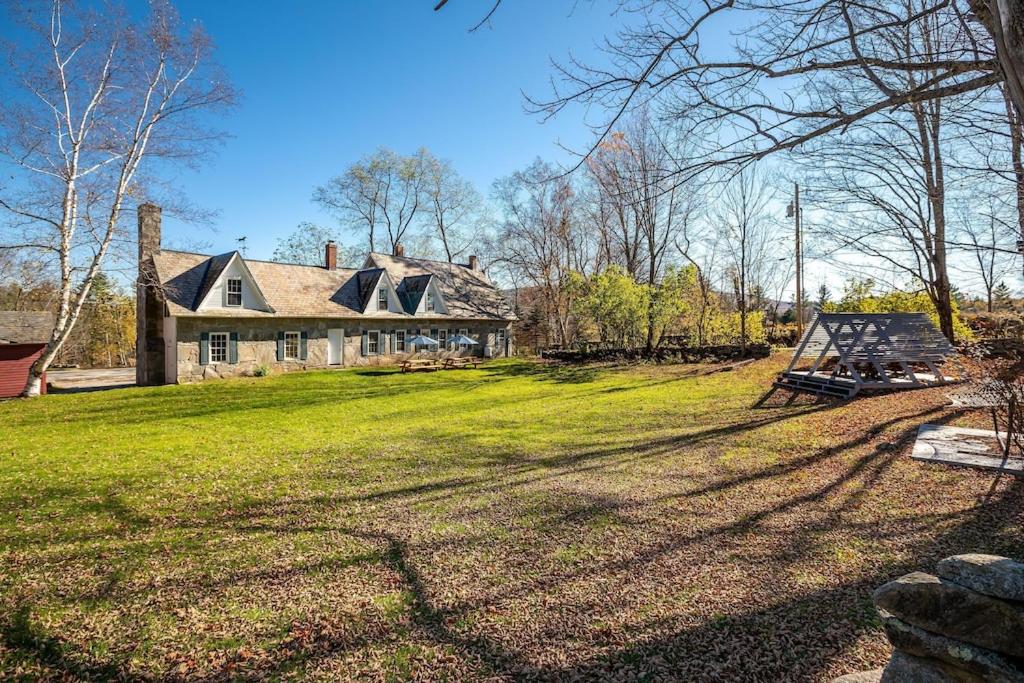 Beautiful Historic 4-Season Country Estate in Okemo Valley