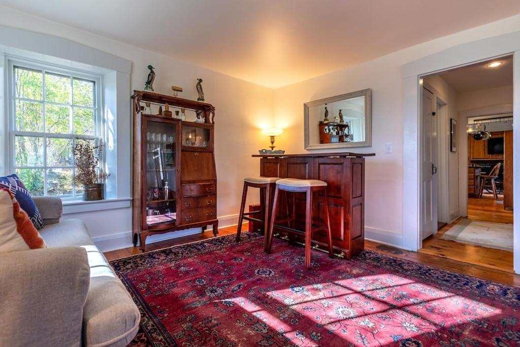 Beautiful Historic 4-Season Country Estate in Okemo Valley