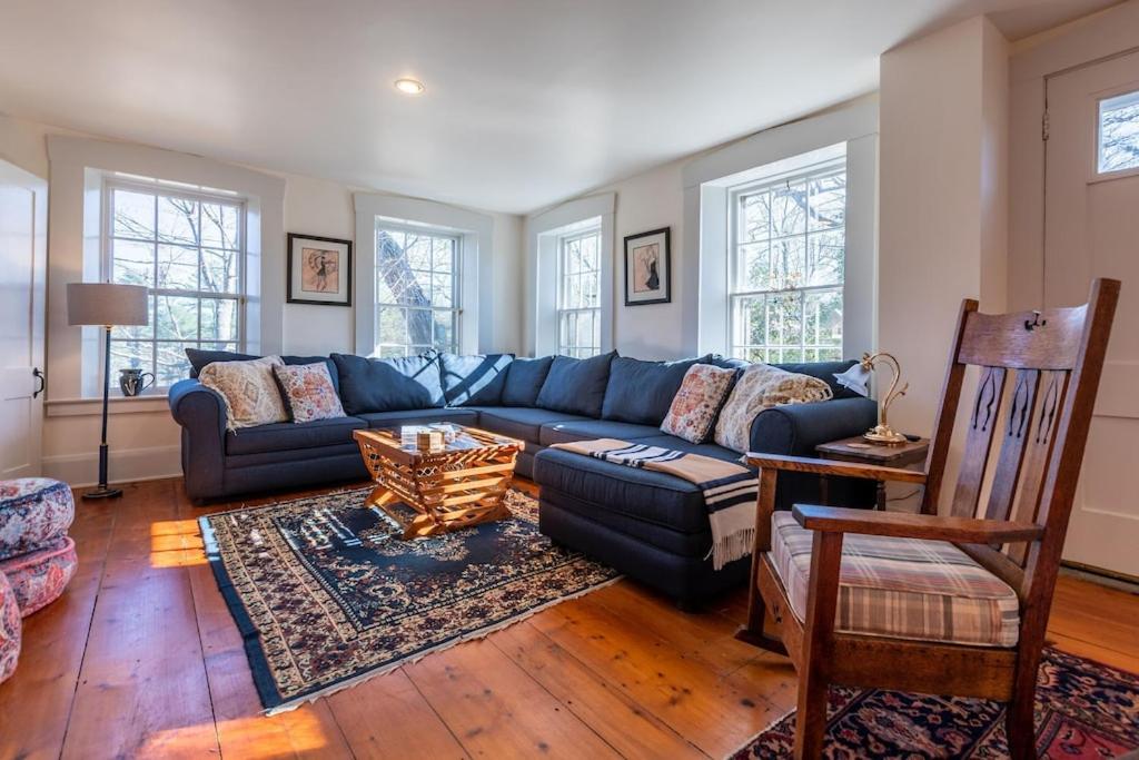 Beautiful Historic 4-Season Country Estate in Okemo Valley