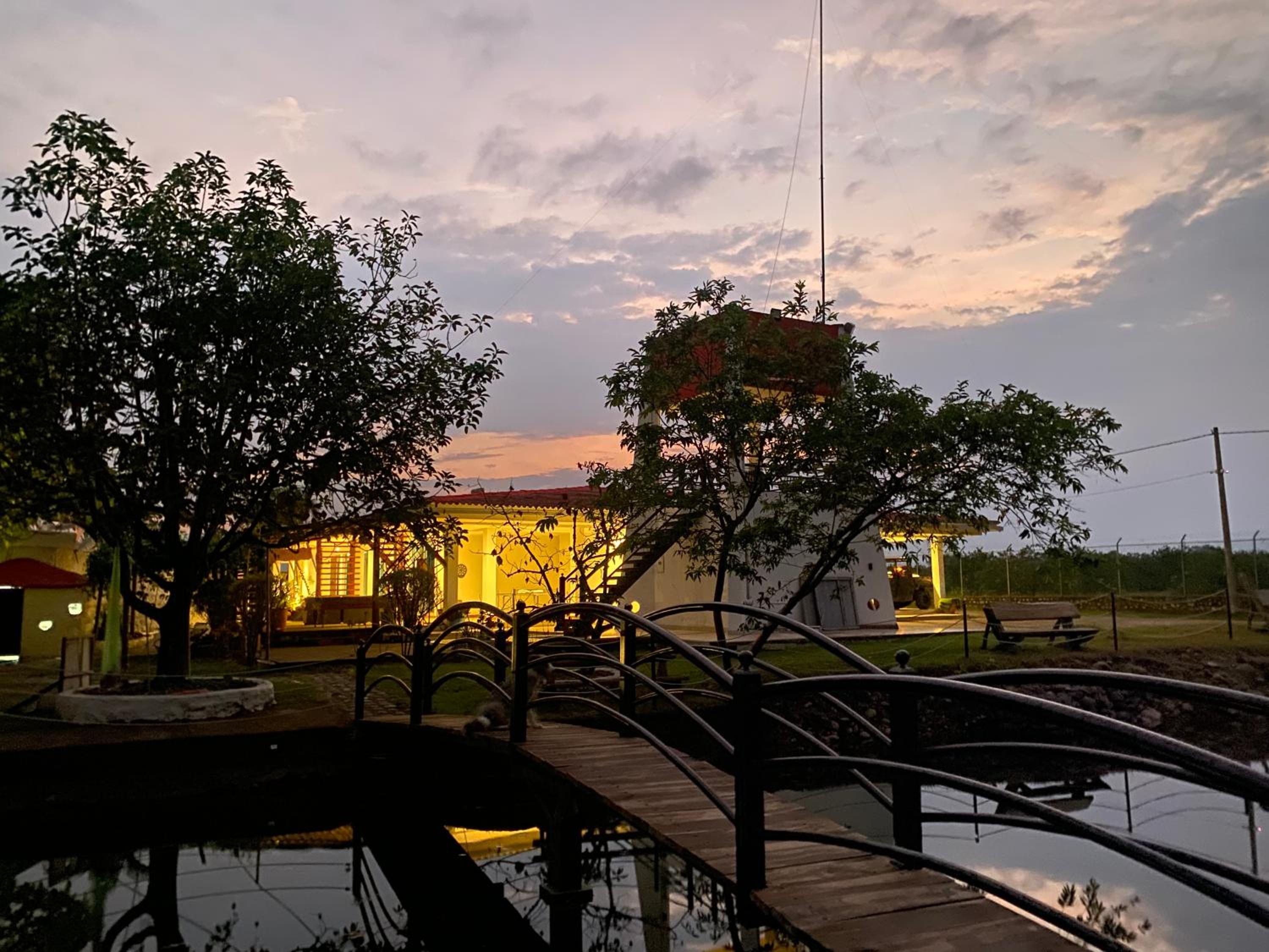 Hotel Zensi 420