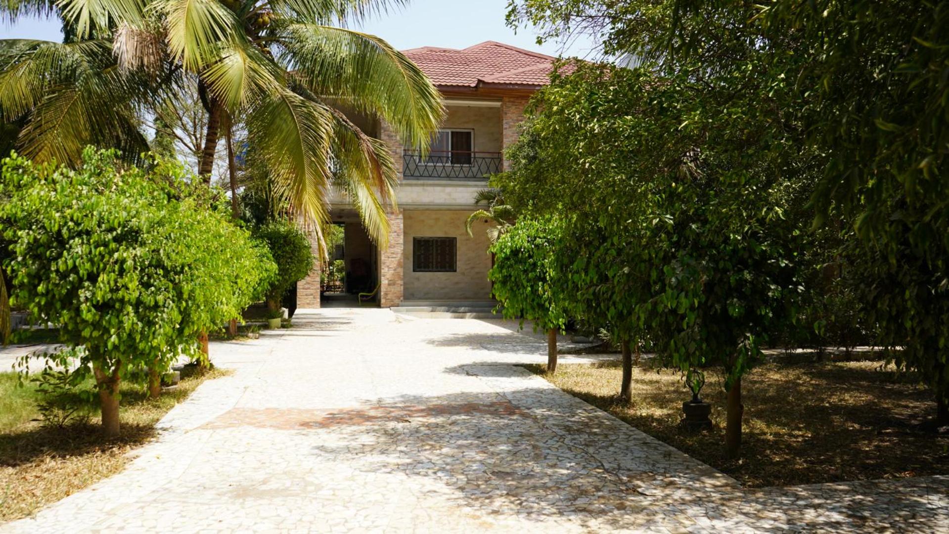 Maajob Resort
