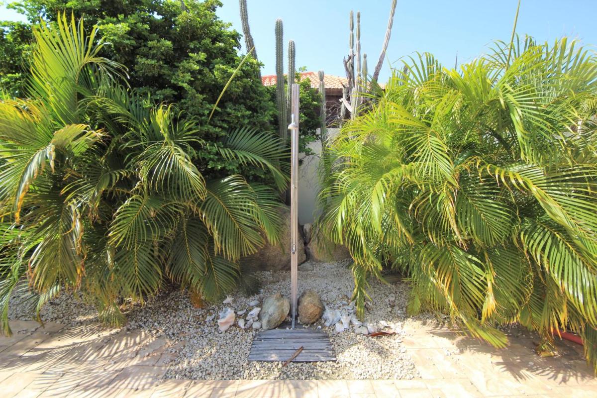 Kunuku Villa