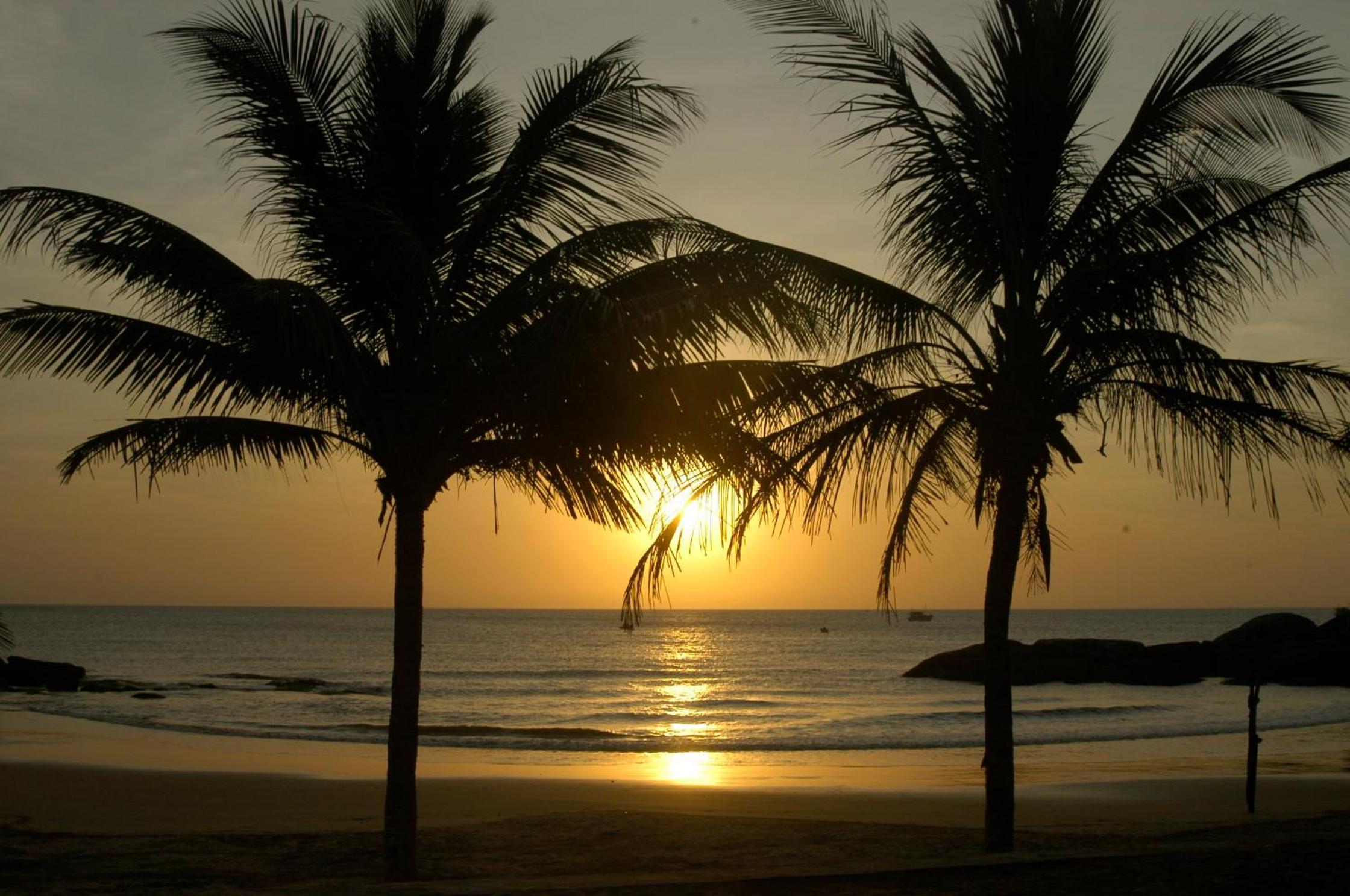 Millicent Residence - Chalet Milly e Chalet Iris - Itaoca Praia - ES