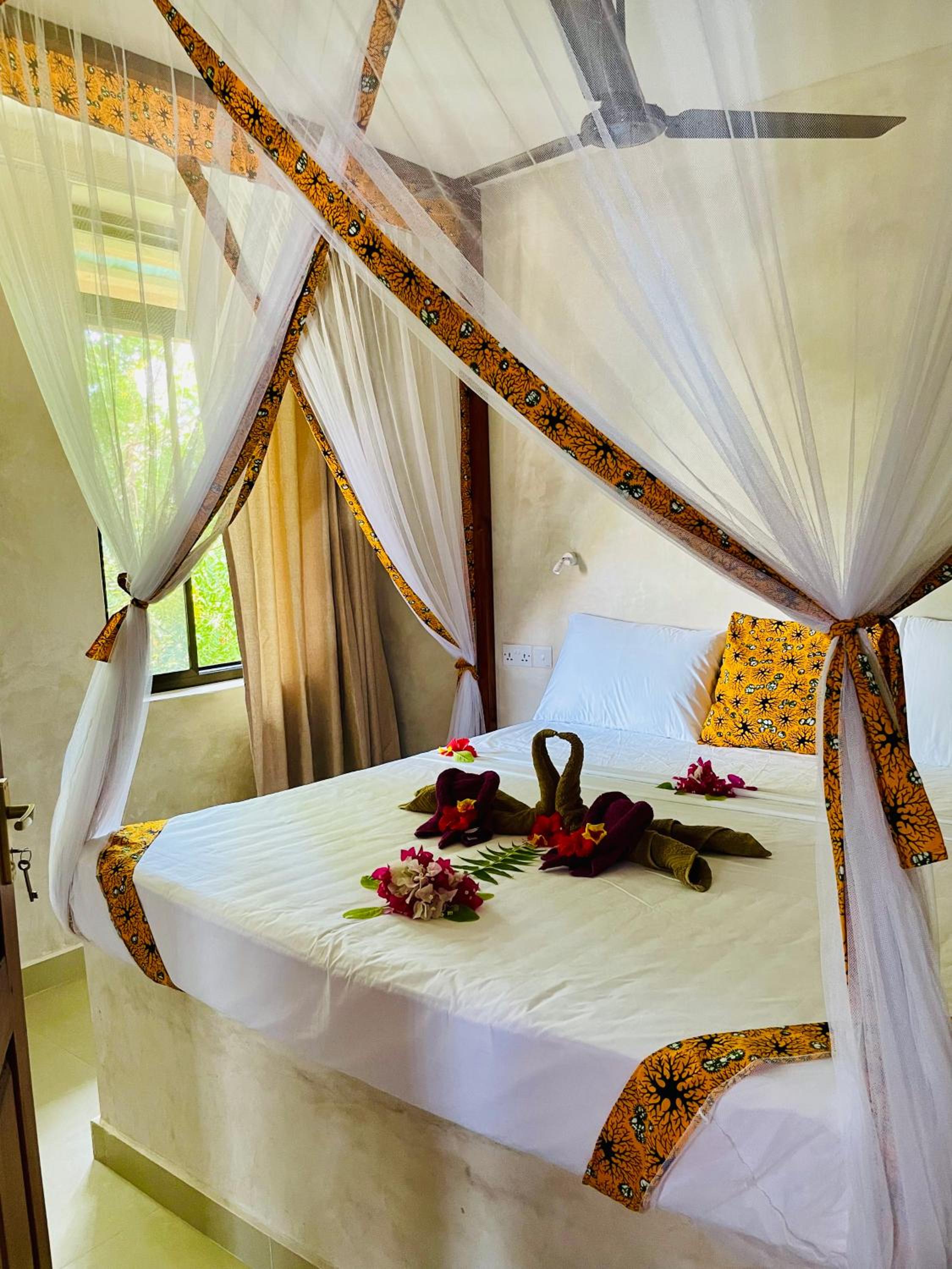 Blue Reef Sport & Fishing Lodge and Bungalows