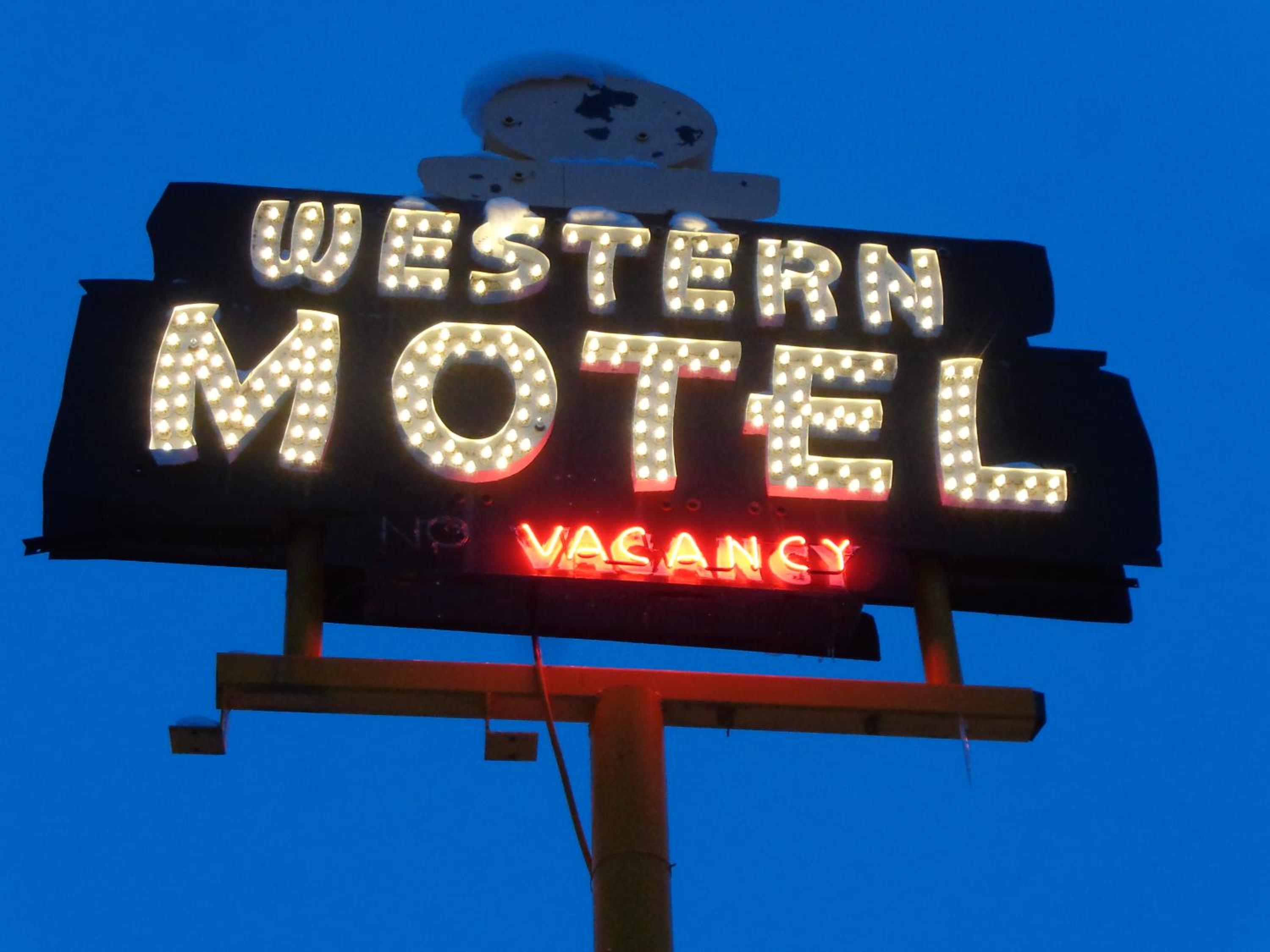 Gunnison Vacations - Western Motel - Property Image 40