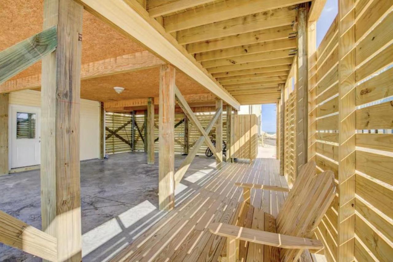 Ocean View - Just Steps from Oceanfront - 2 Full Width Sun Decks - 3 King Suites view 3