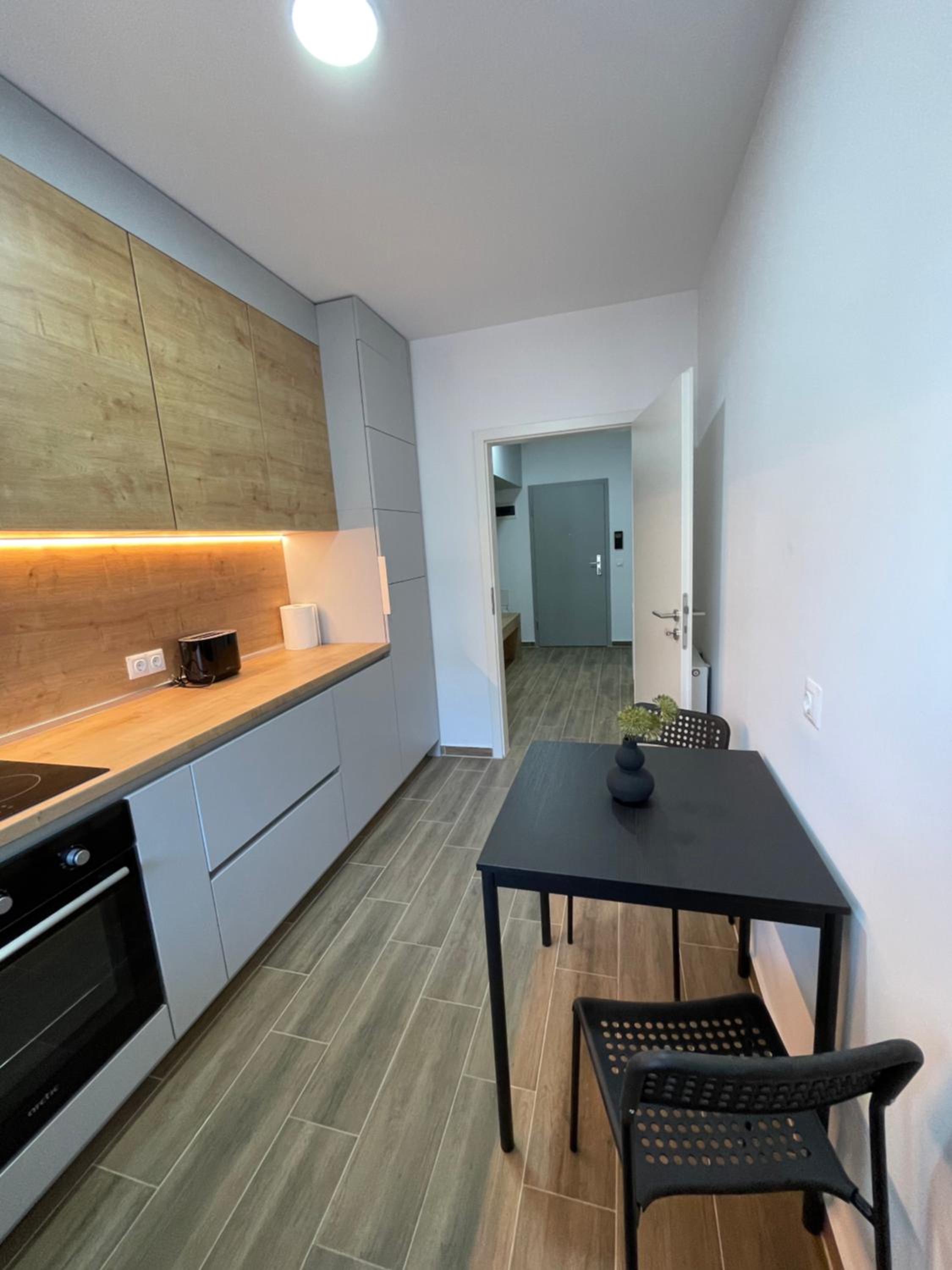 Minimalist 3 Studio Brasov