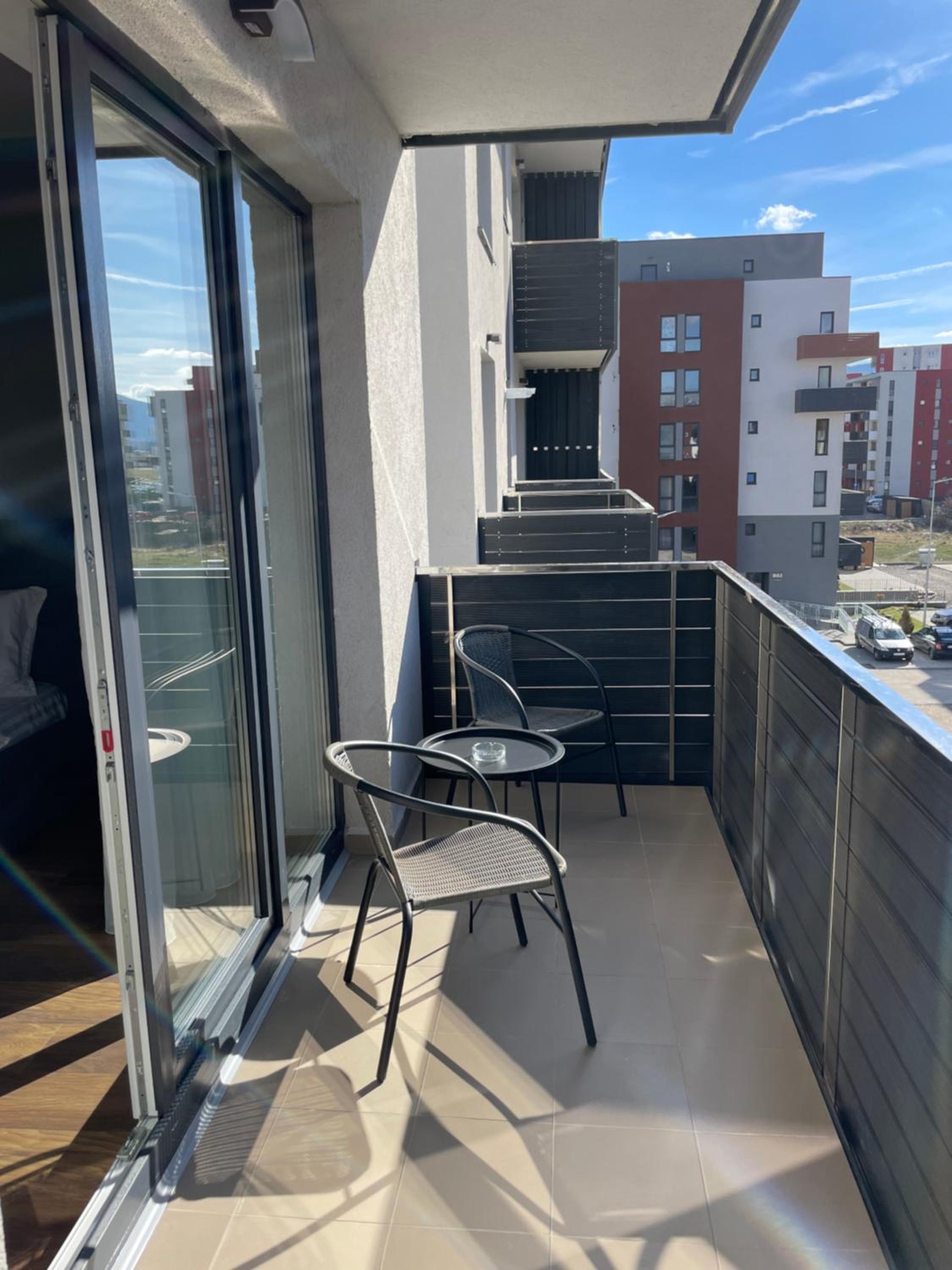 Minimalist 3 Studio Brasov
