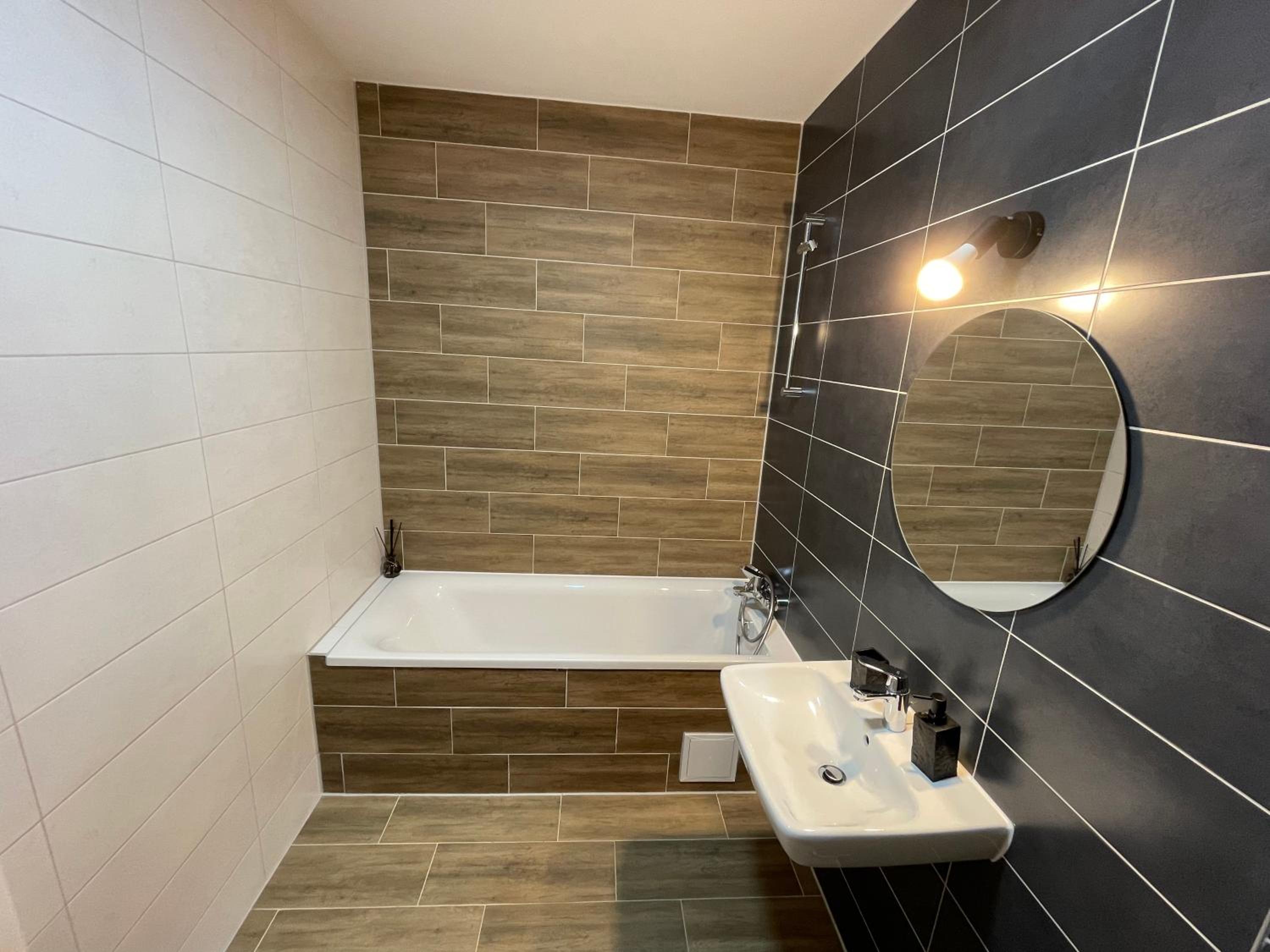 Minimalist 3 Studio Brasov