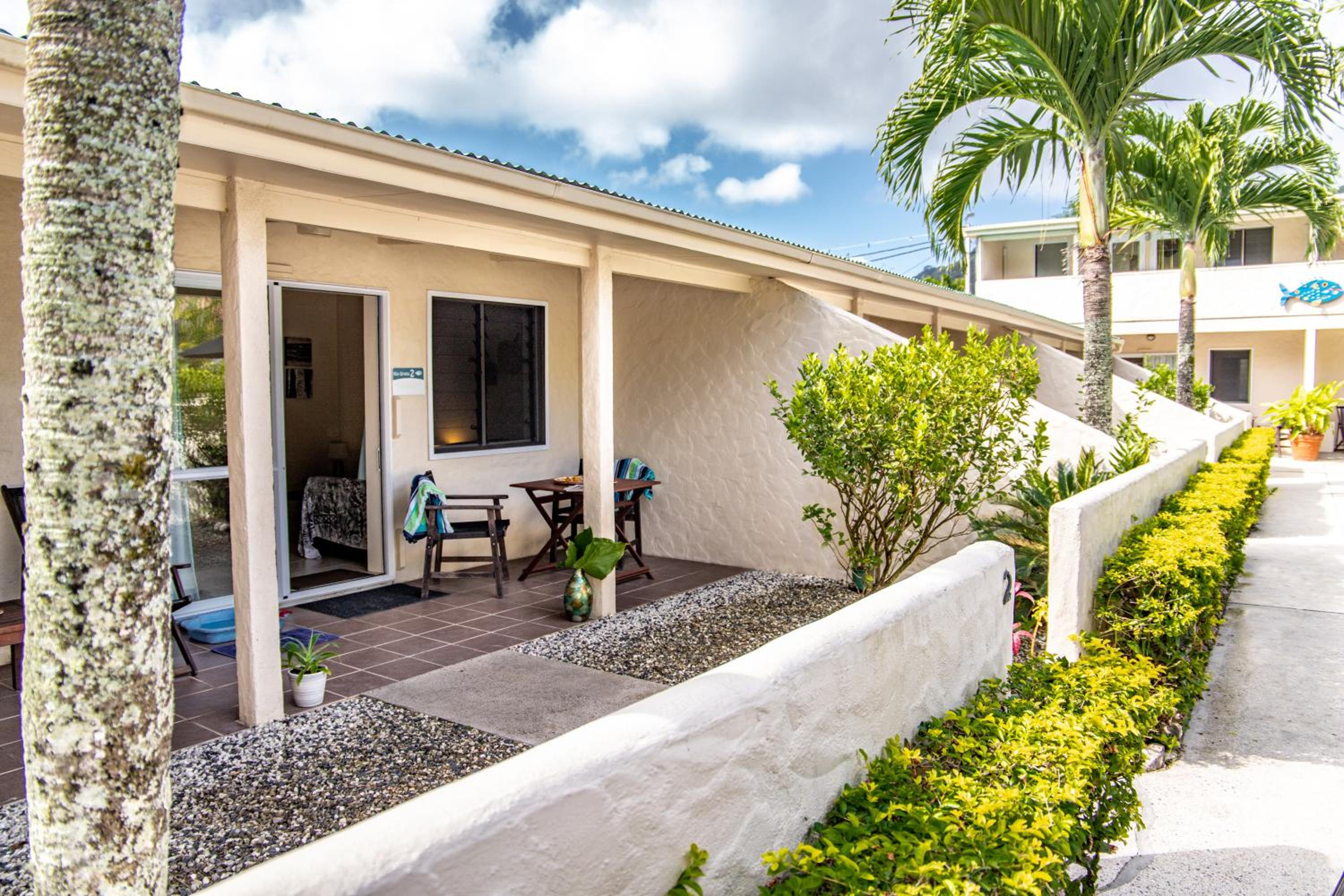 Coral Sands Apartments