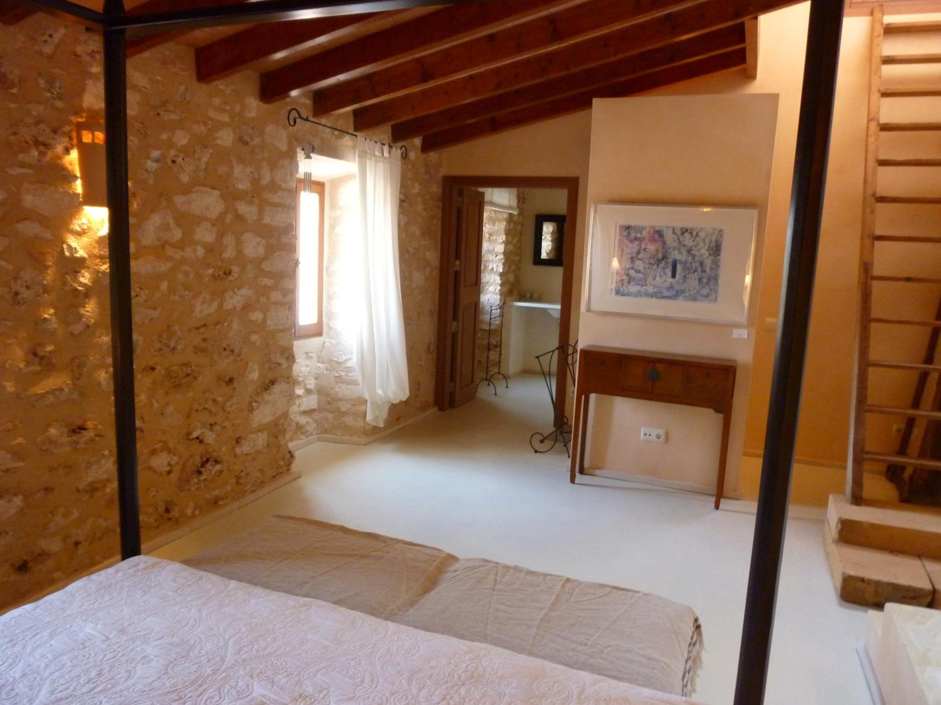 CASA 3 LEONES - Stadthaus im Fincastil mit Longpool, Patio, Garten view 2