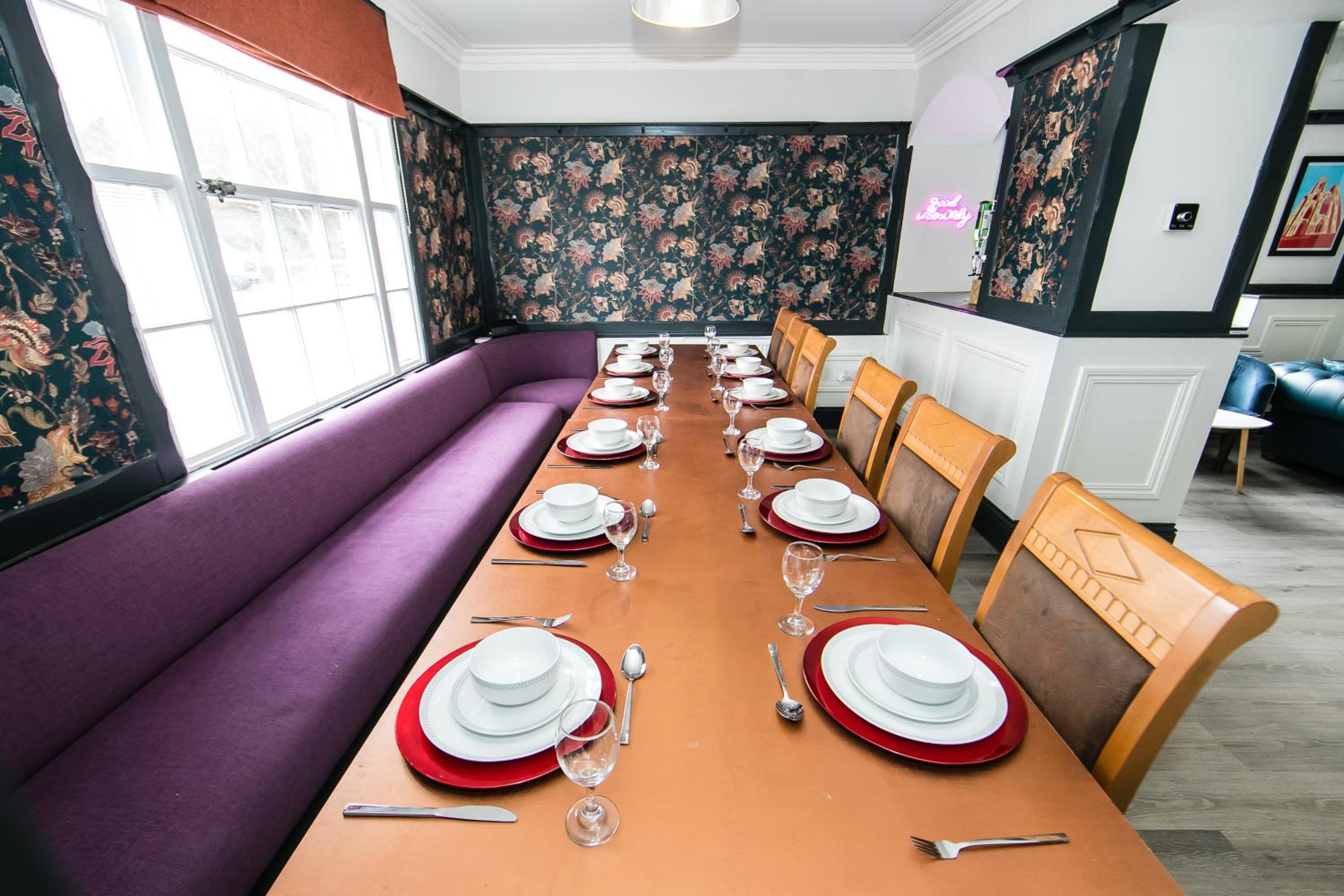 dining