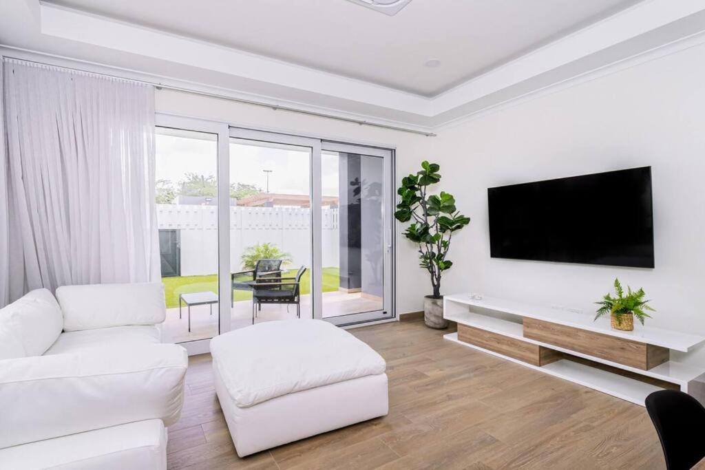 New 5BR 3BA Villa Biba Dushi 3-min EAGLE BEACH