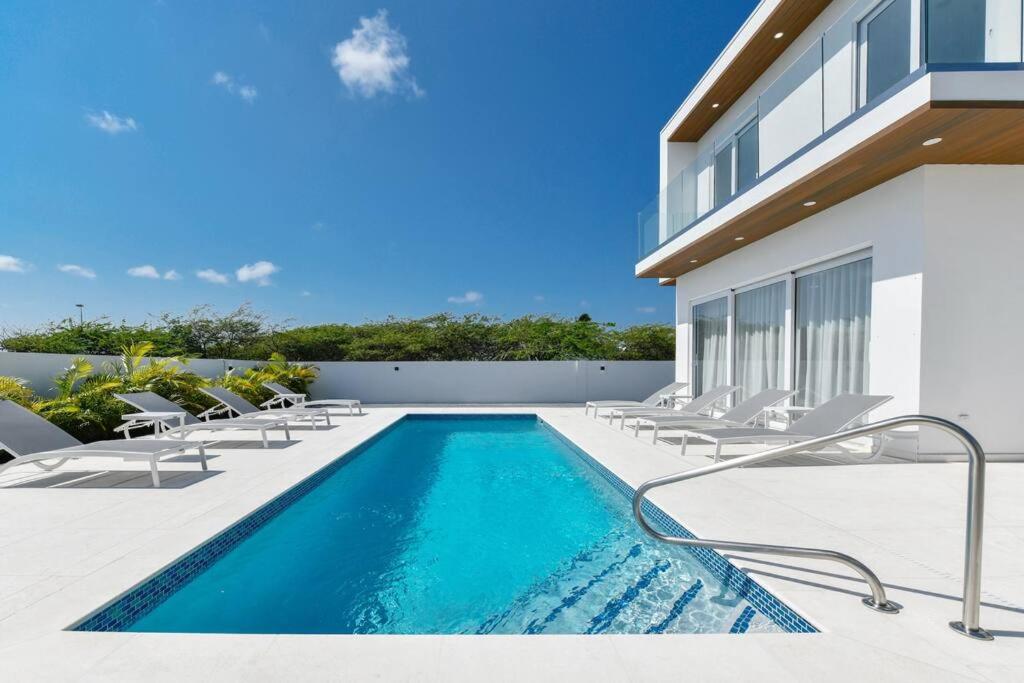 New 5BR 3BA Villa Biba Dushi 3-min EAGLE BEACH