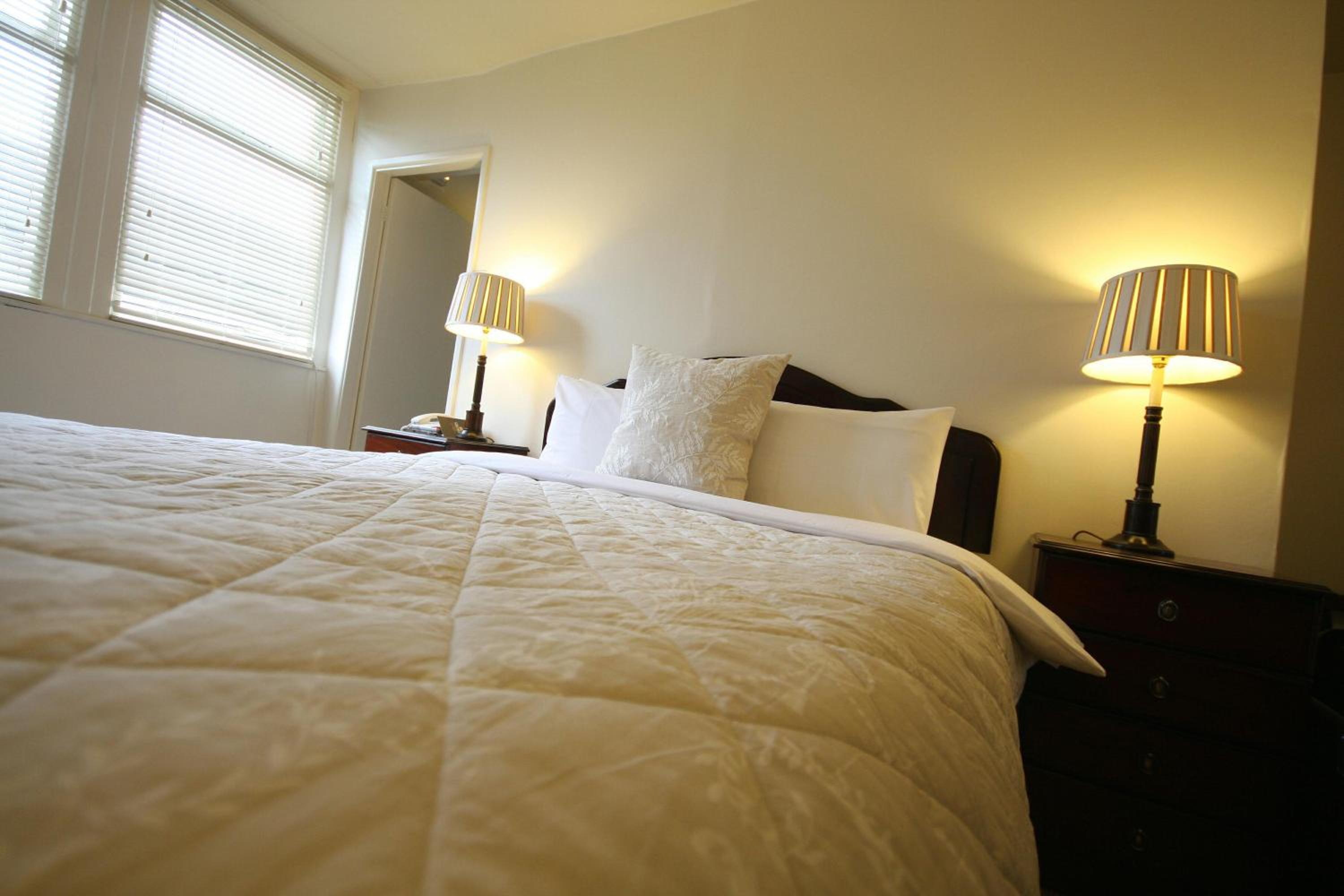 Crown Hotel