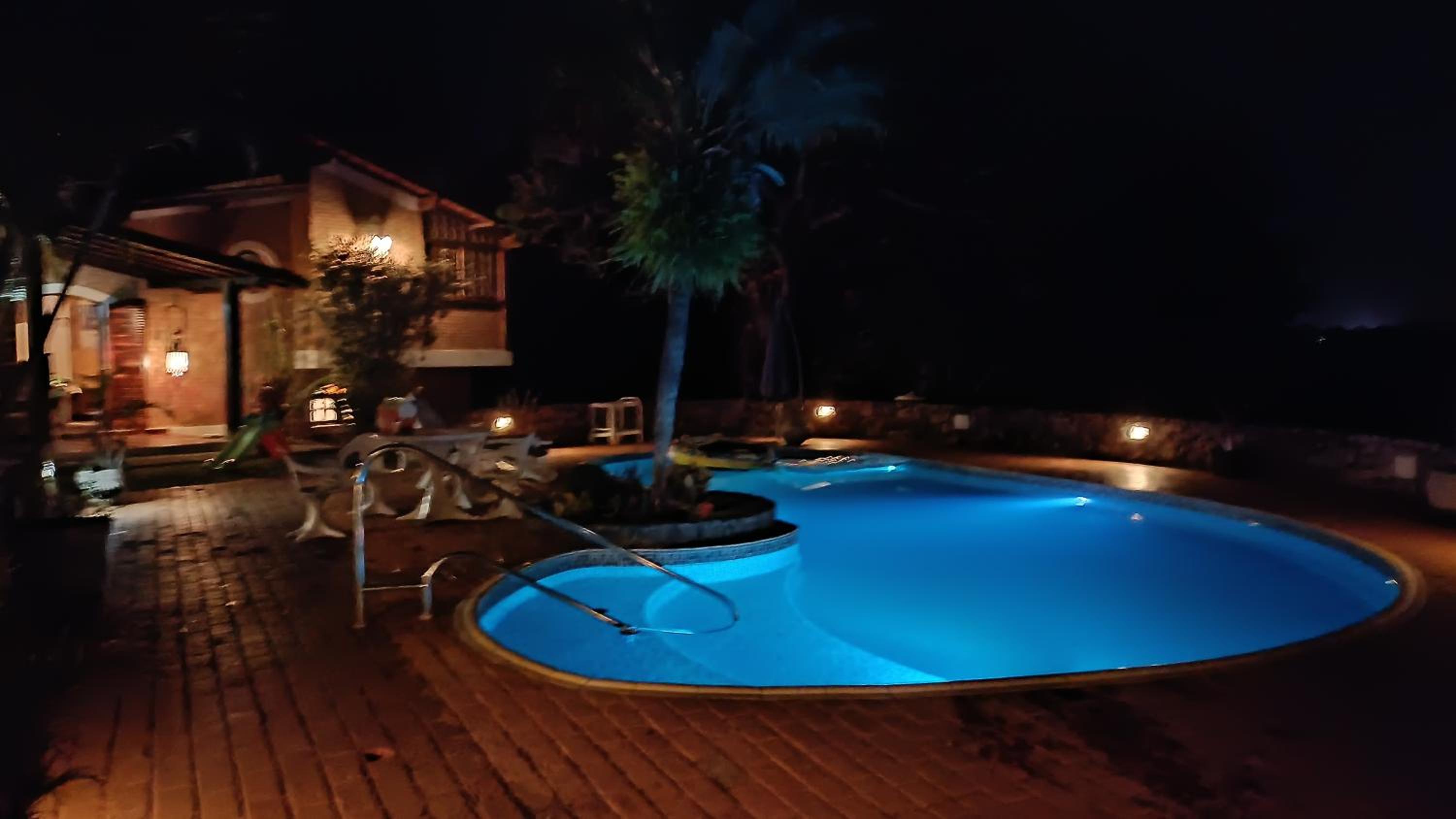 Casa de Campo em Ibiúna de frente para represa