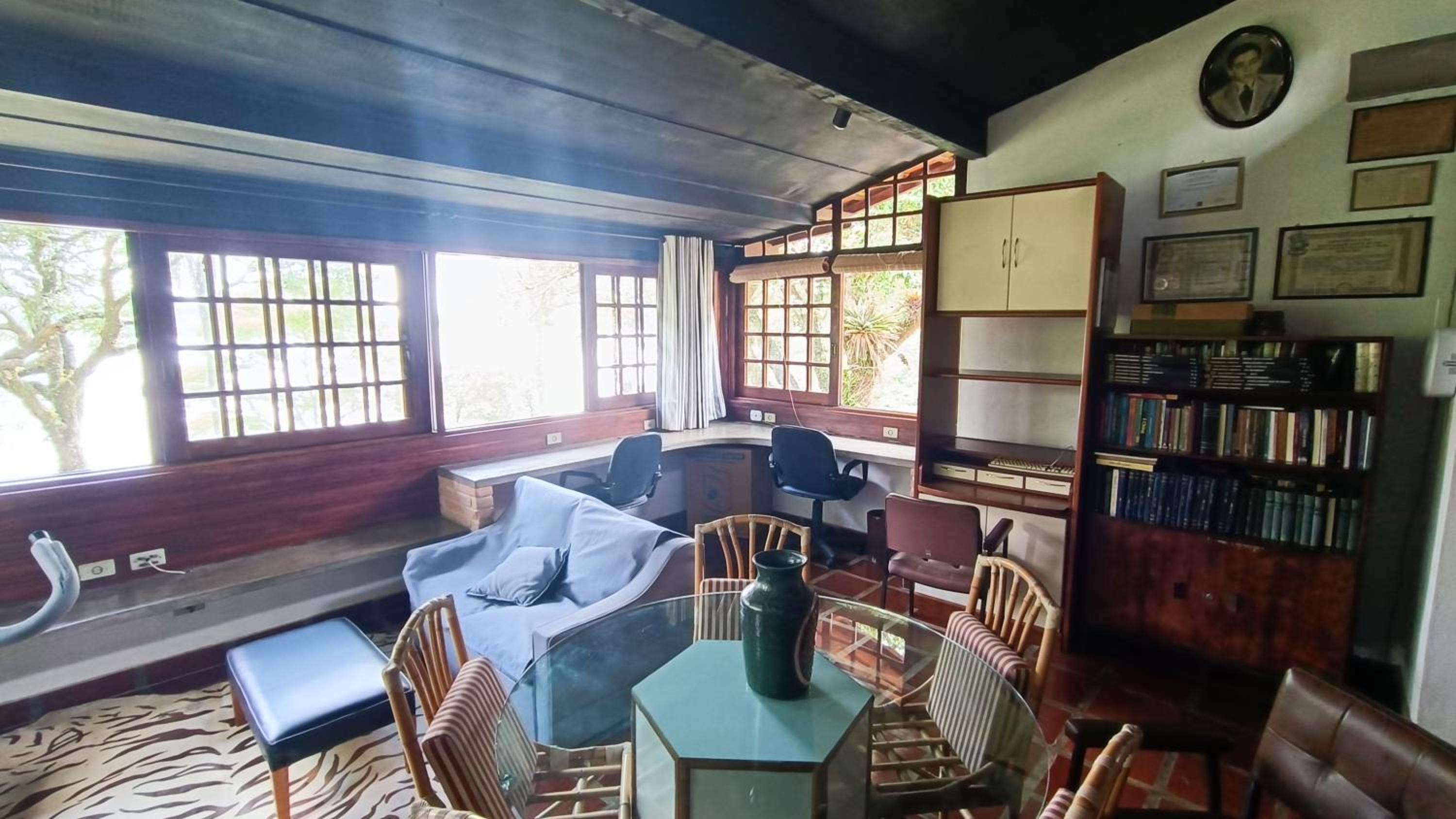Casa de Campo em Ibiúna de frente para represa
